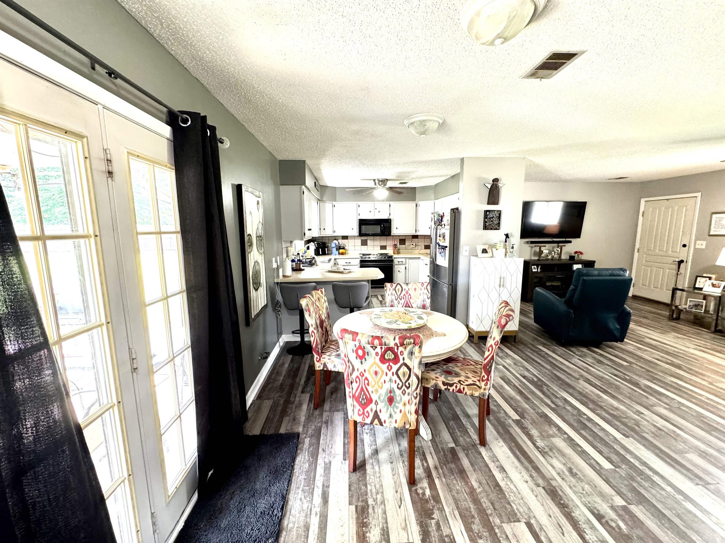 CLEARVIEW ESTATES - Residential