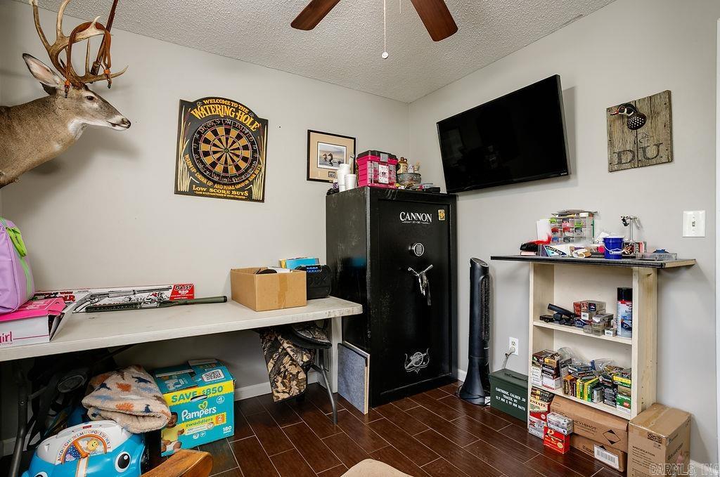 CLEARVIEW ESTATES - Residential