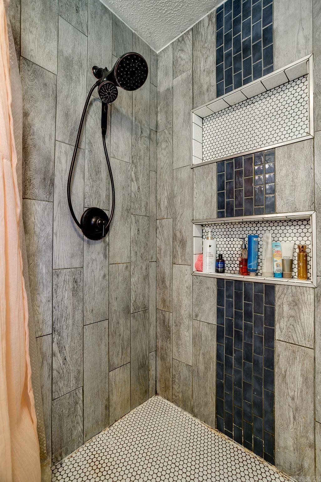 CLEARVIEW ESTATES - Residential