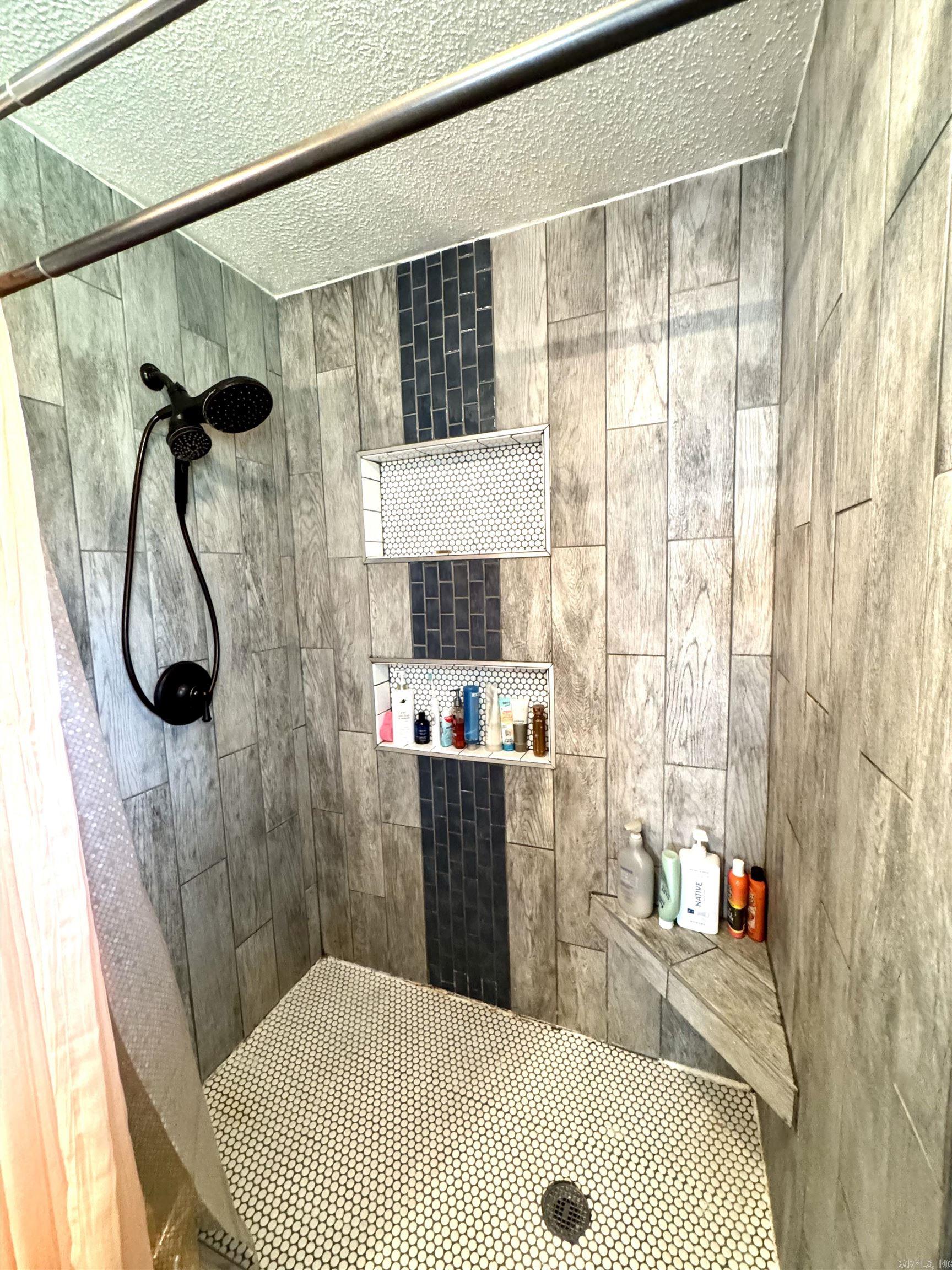 CLEARVIEW ESTATES - Residential