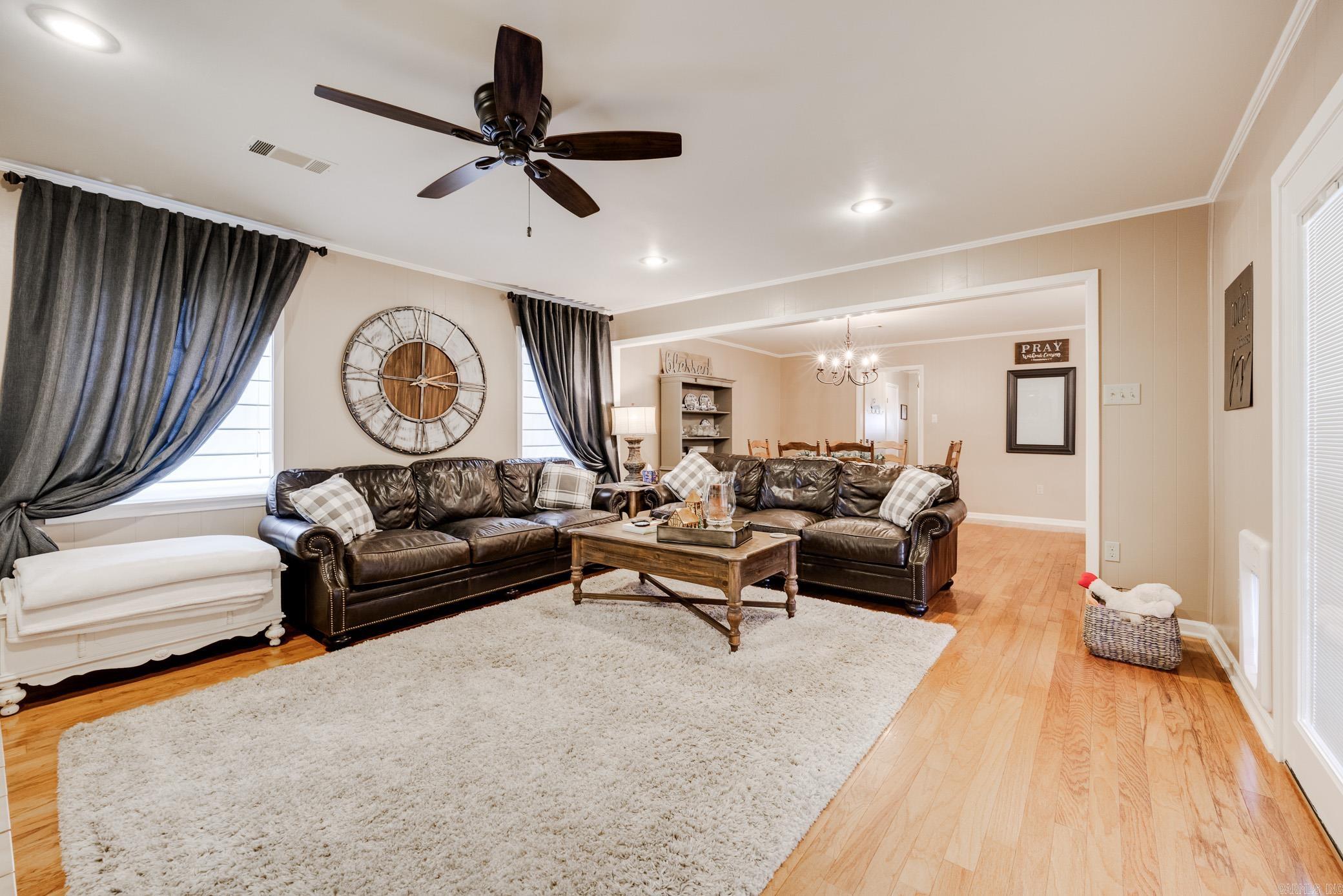 OAK FORREST - Residential