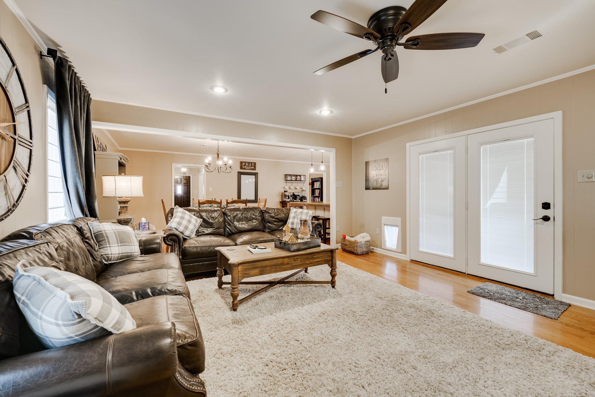 OAK FORREST - Residential