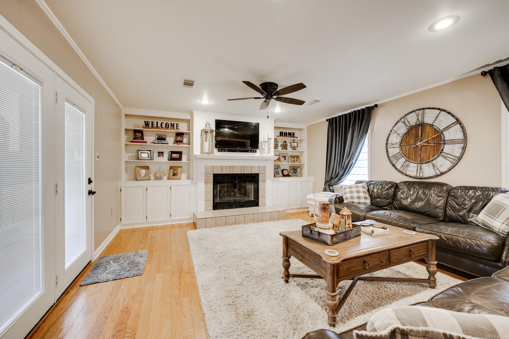 OAK FORREST - Residential