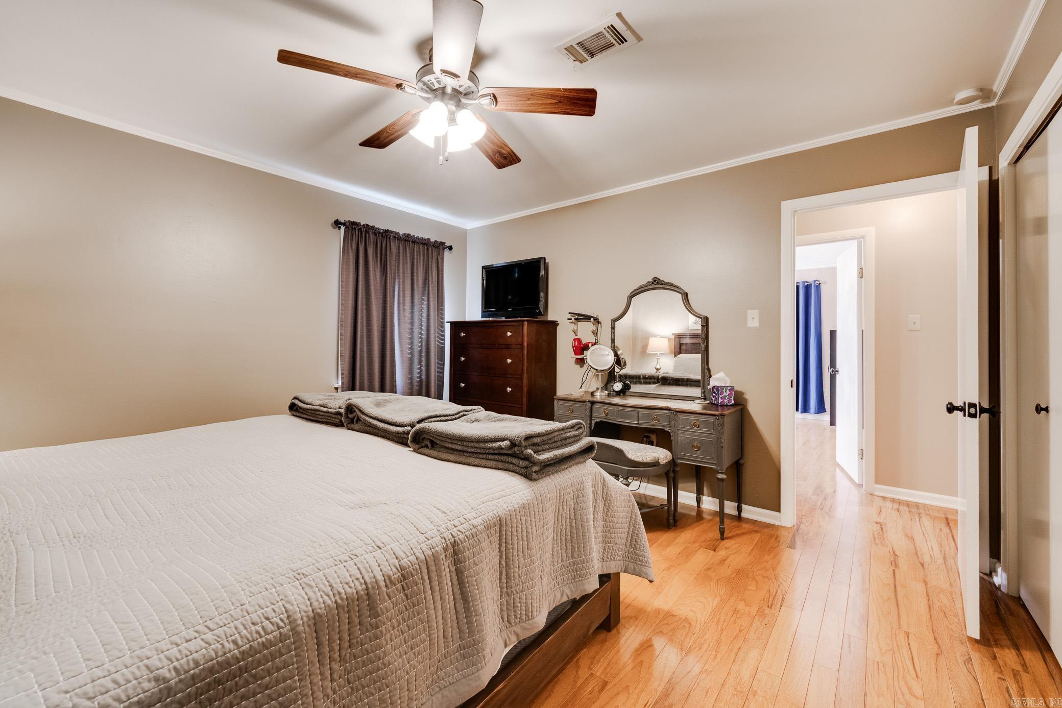 OAK FORREST - Residential