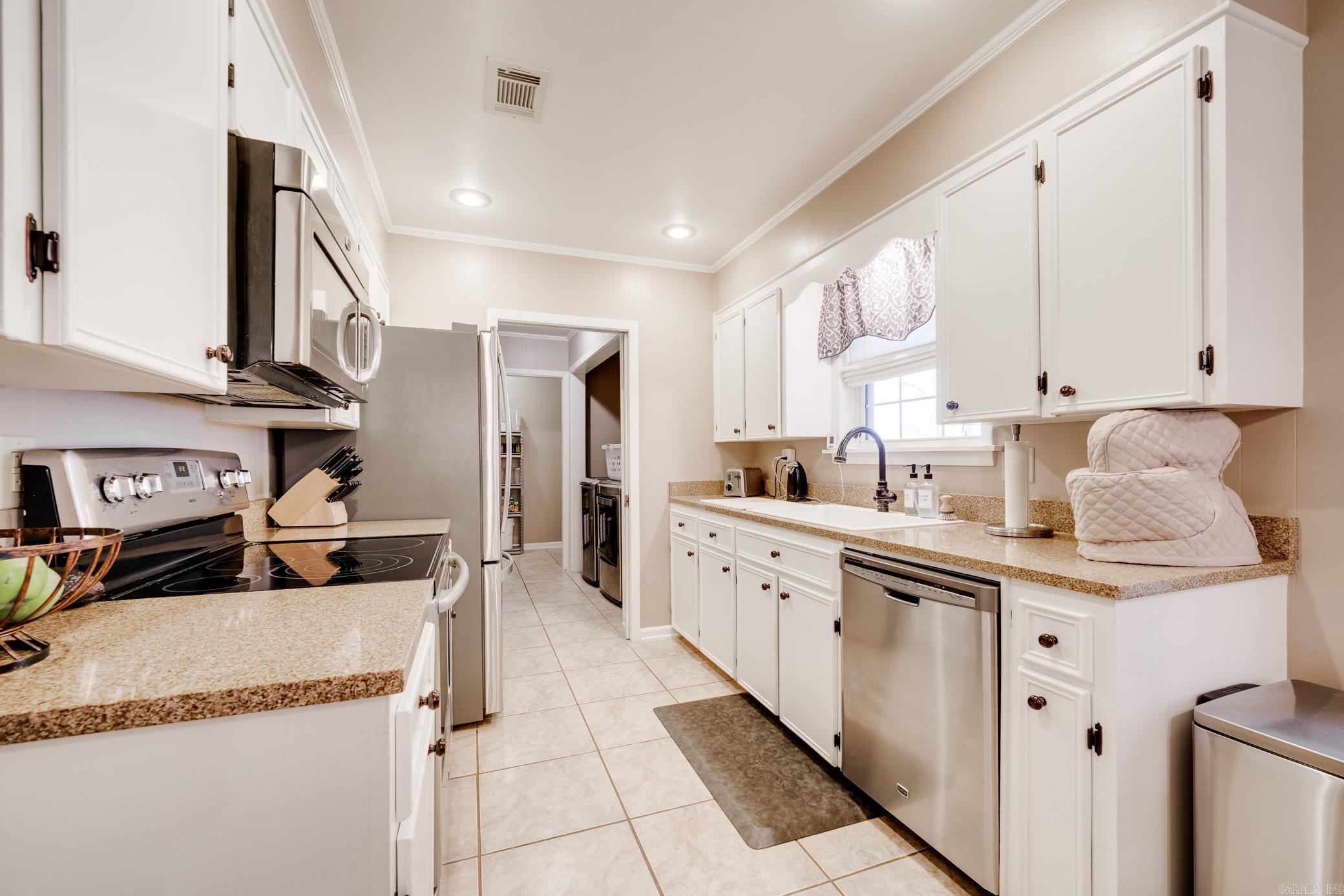 OAK FORREST - Residential