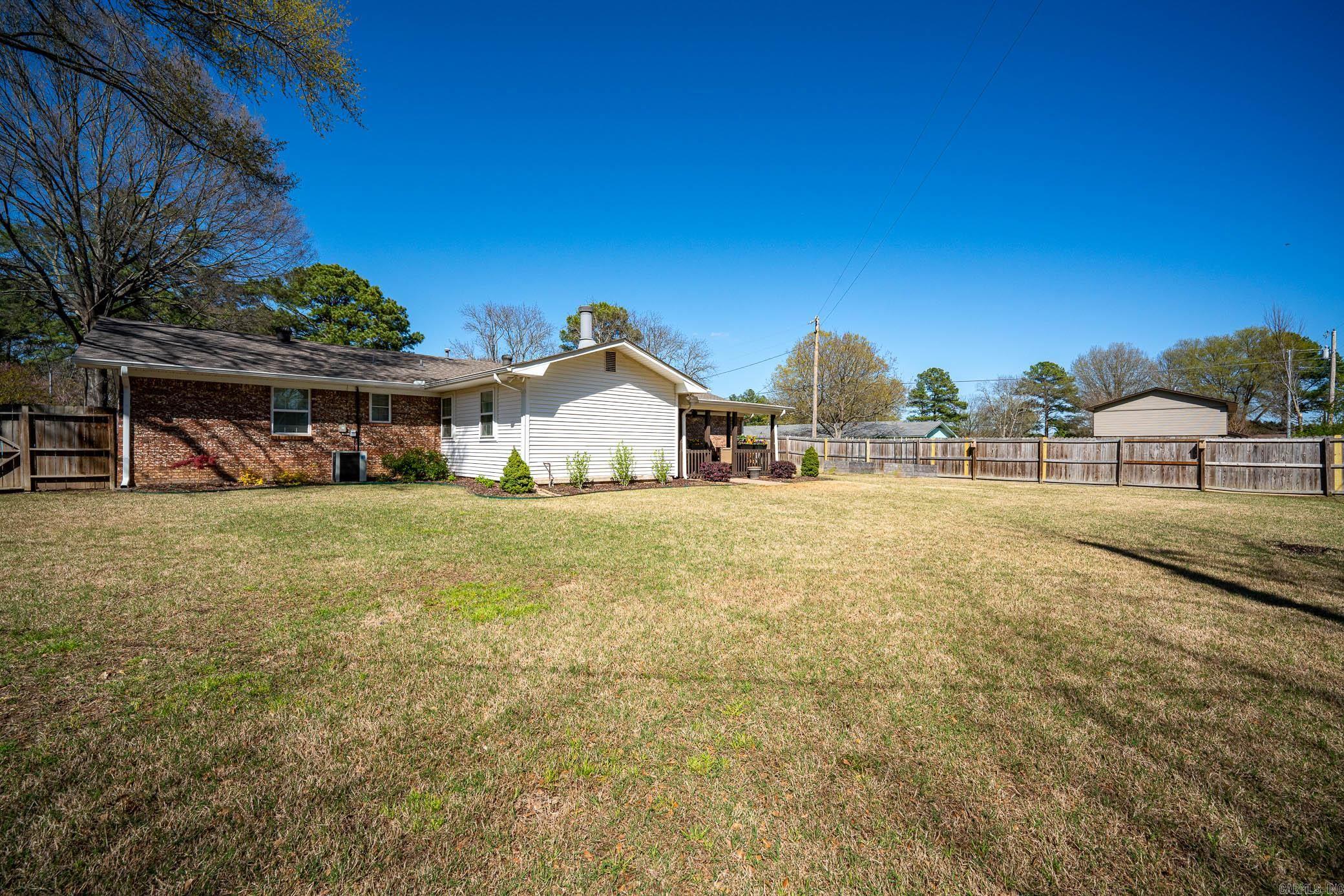 OAK FORREST - Residential