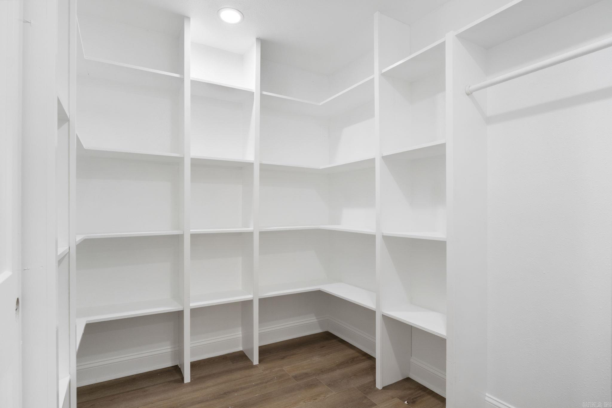 Gerona - Residential