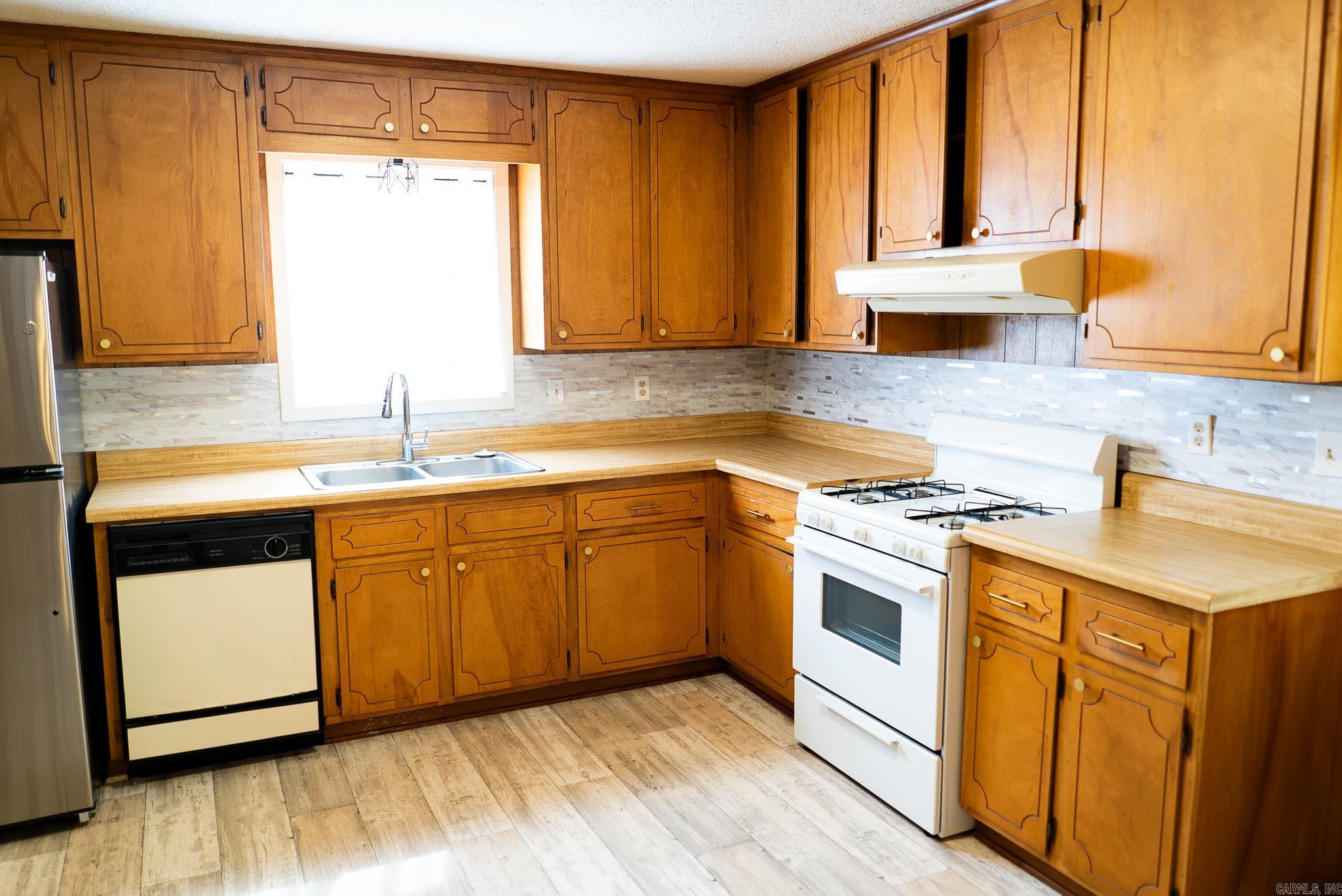 PARKWOOD - Residential