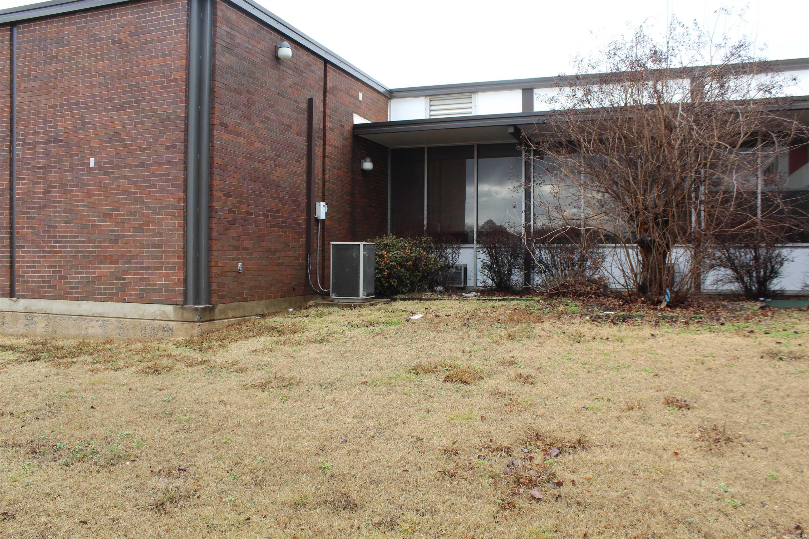 Metes & Bounds - Commercial Sale