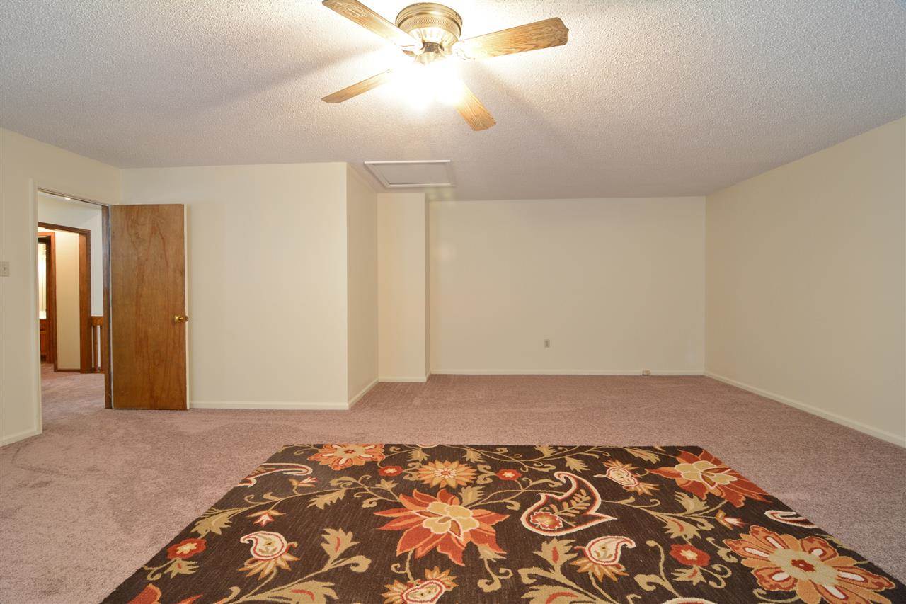 FIRST FAIRWAY ADDN - Residential