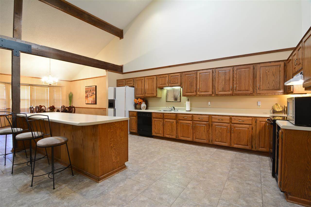 FIRST FAIRWAY ADDN - Residential