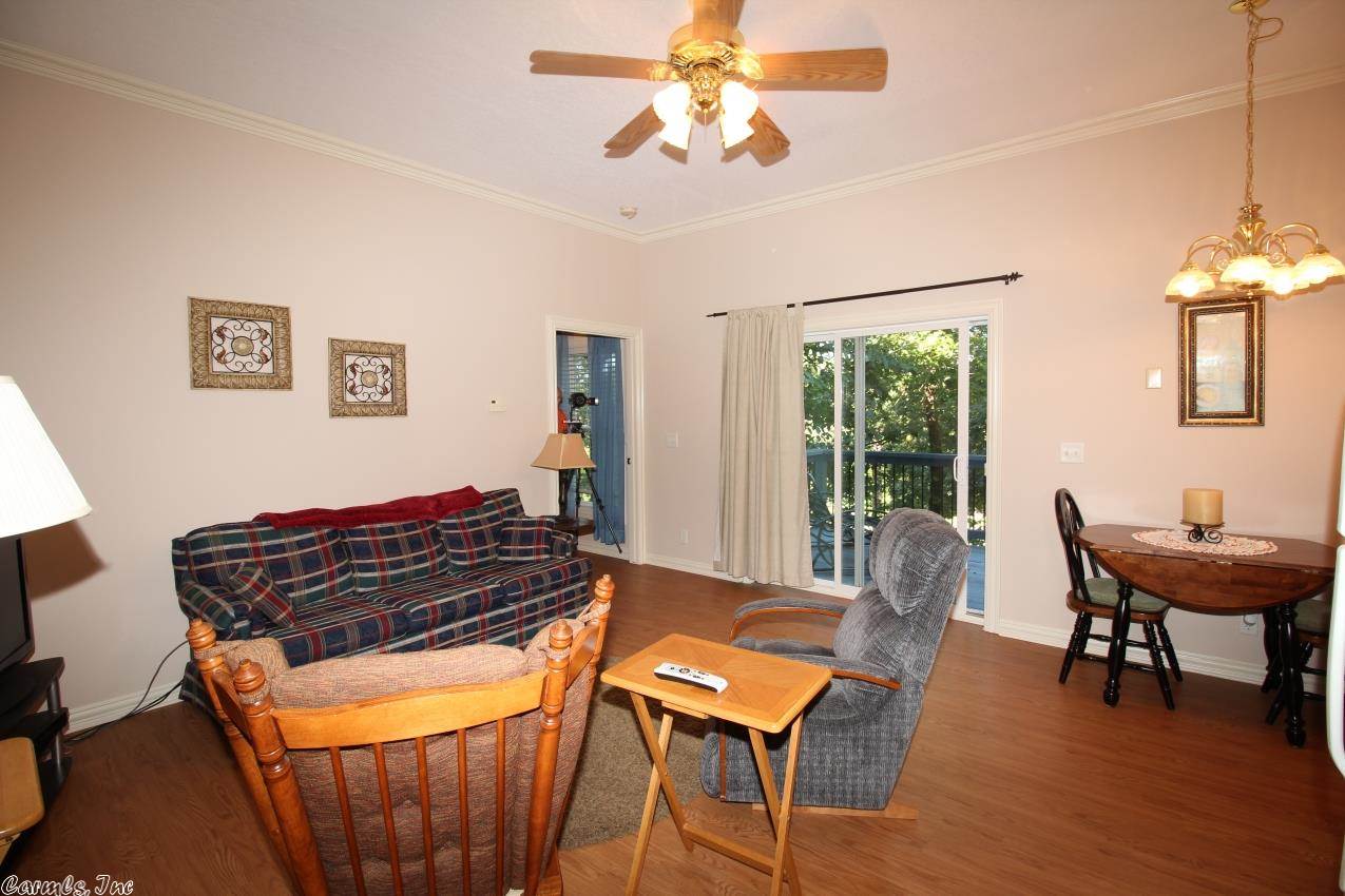 Sergio - Residential