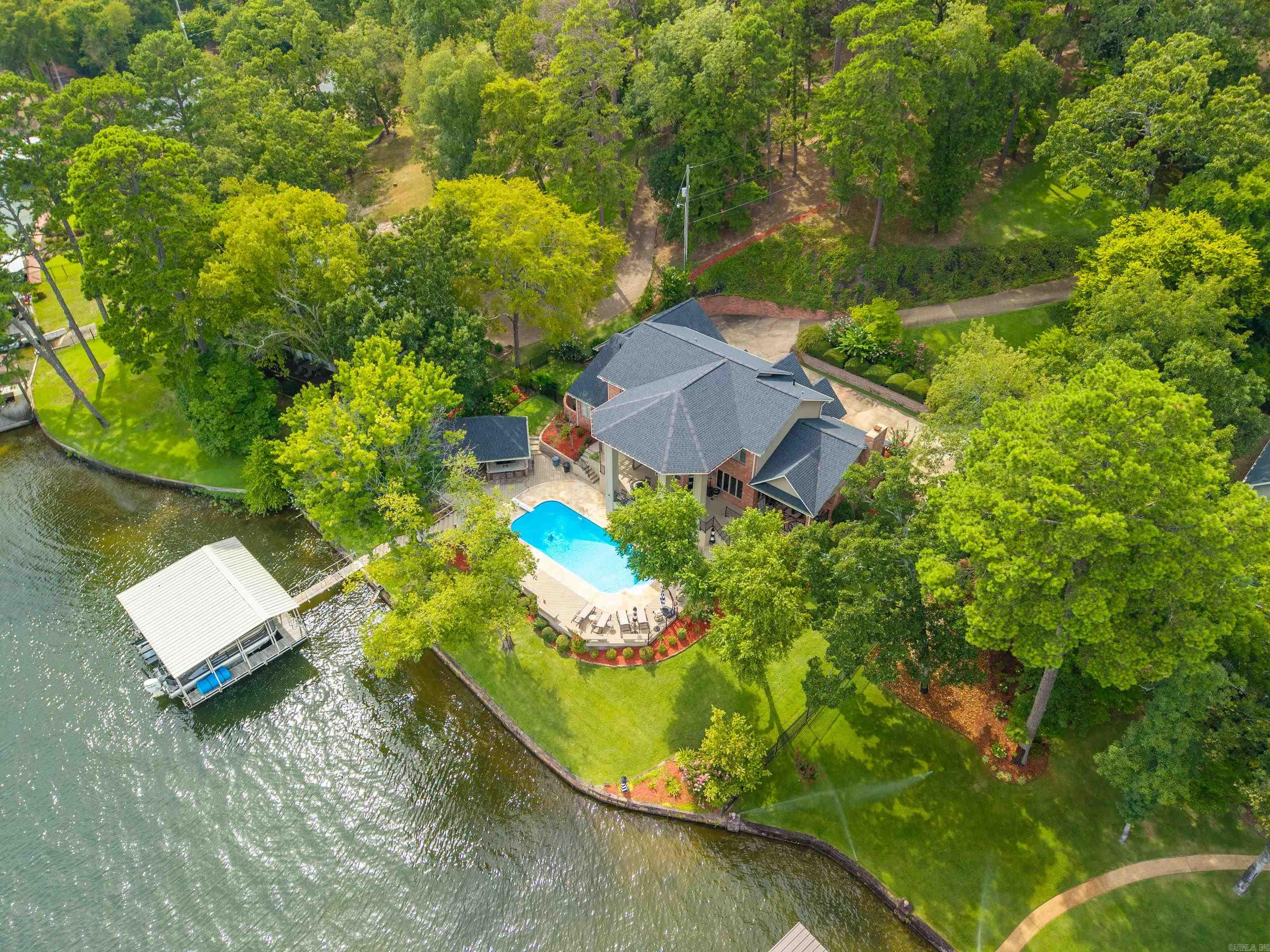 DOGWOOD HAVEN - Residential