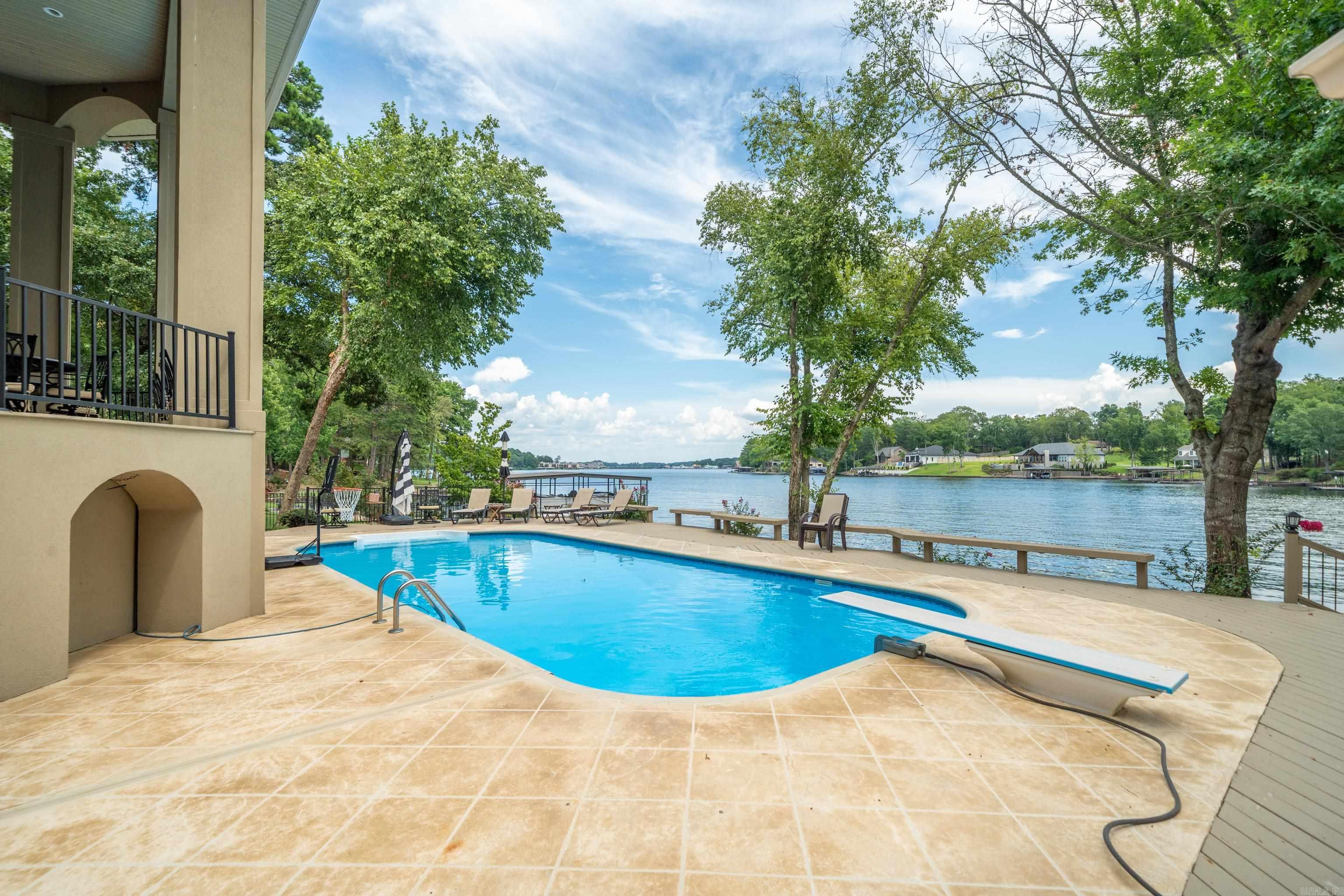 DOGWOOD HAVEN - Residential