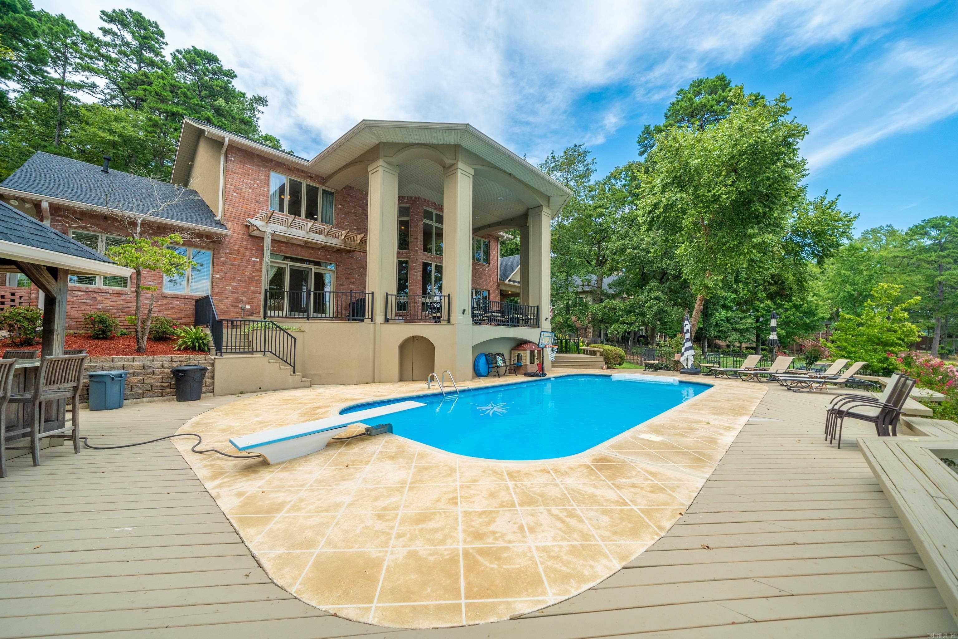 DOGWOOD HAVEN - Residential