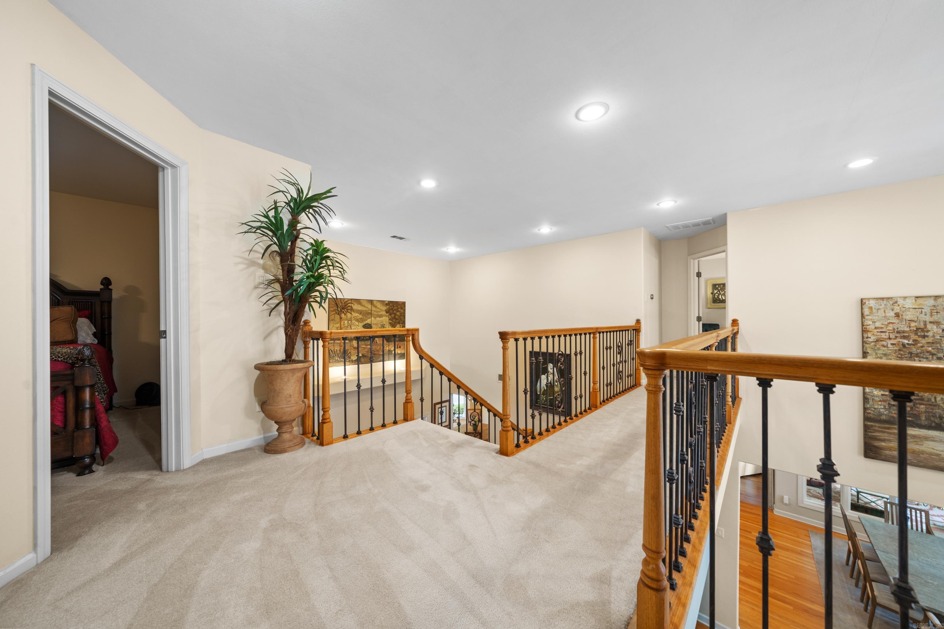 DOGWOOD HAVEN - Residential