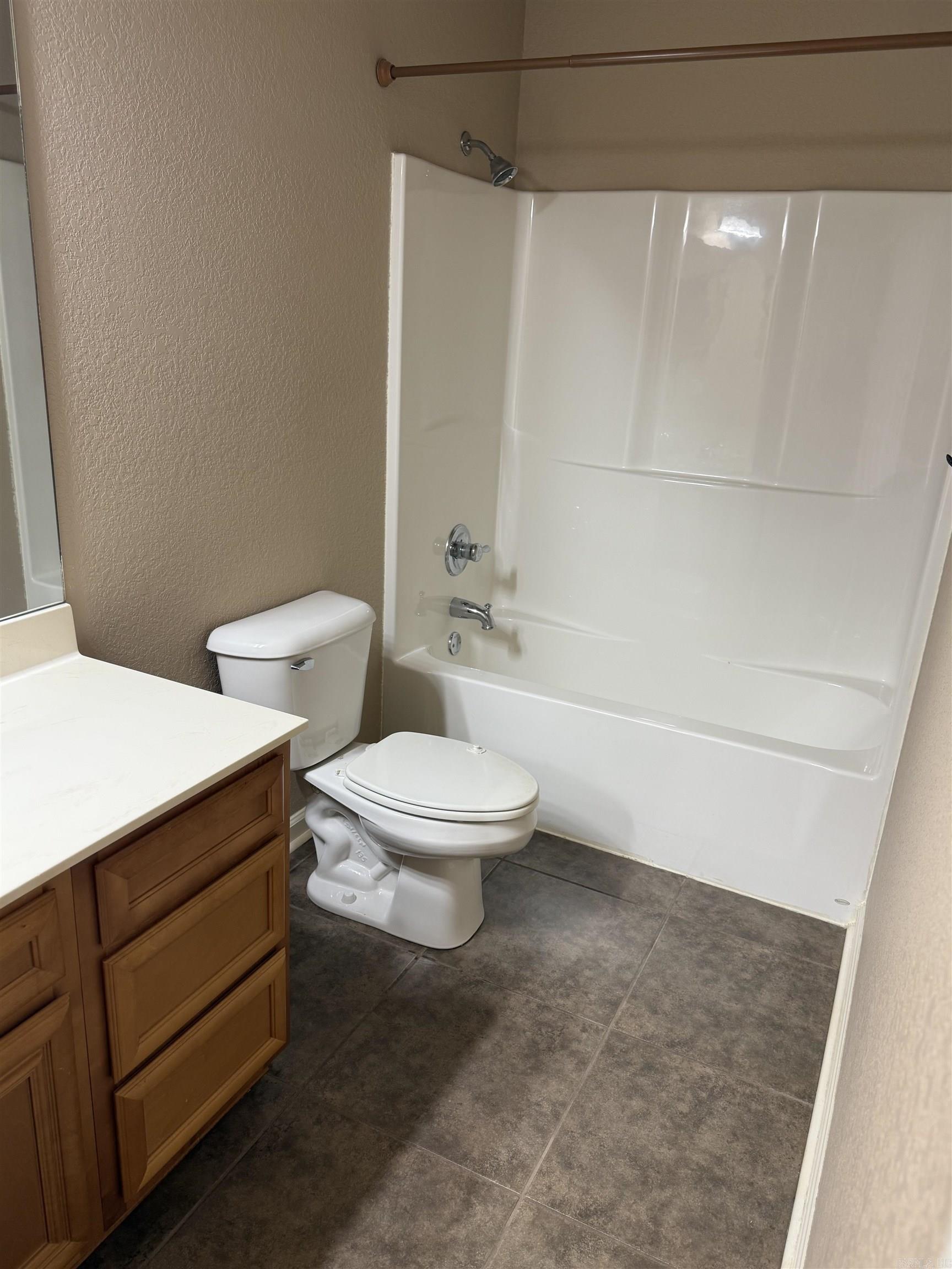 Plantation Hills III - Residential Lease