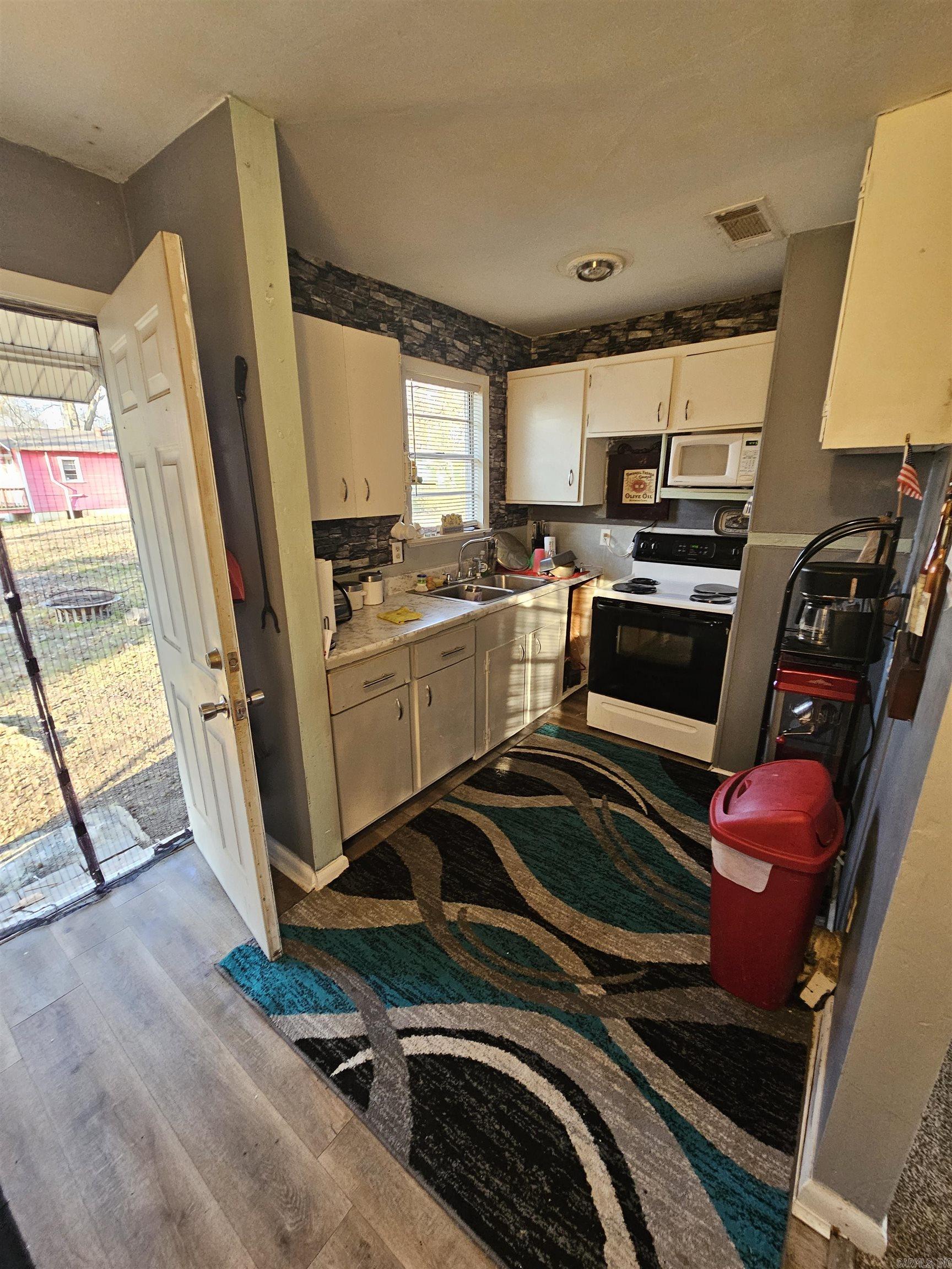 3N-10-29 - Residential Income