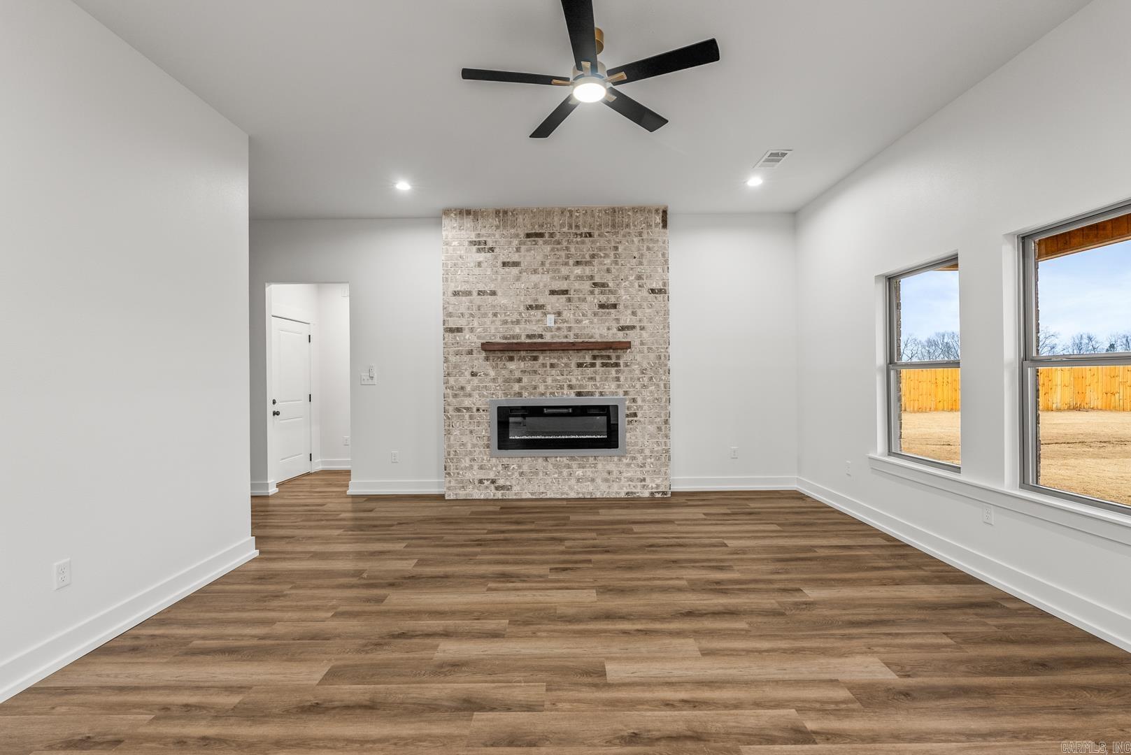 HIDDEN VALLEY ESTATES - Residential