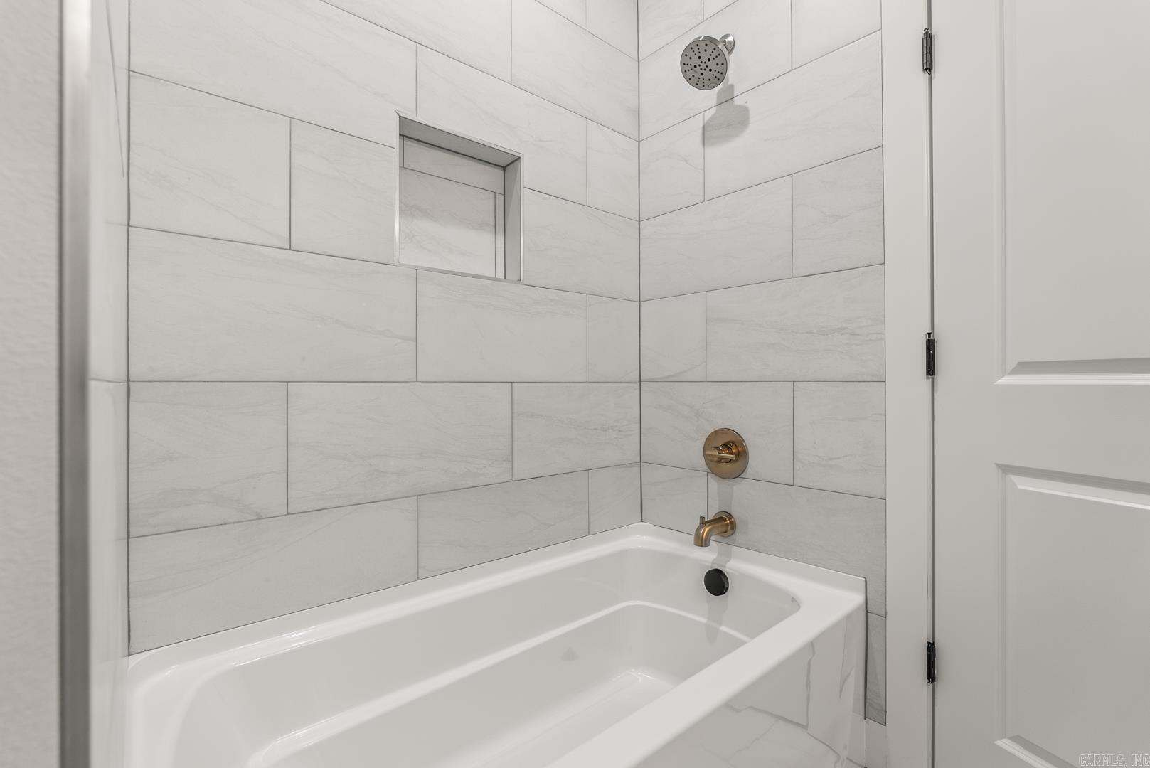 HIDDEN VALLEY ESTATES - Residential