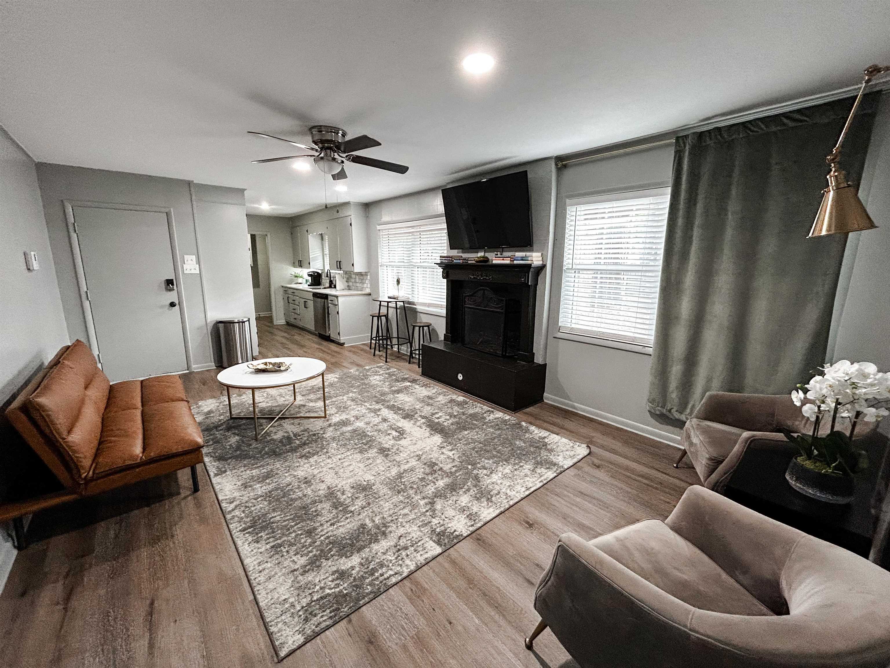 OAK FORREST - Residential