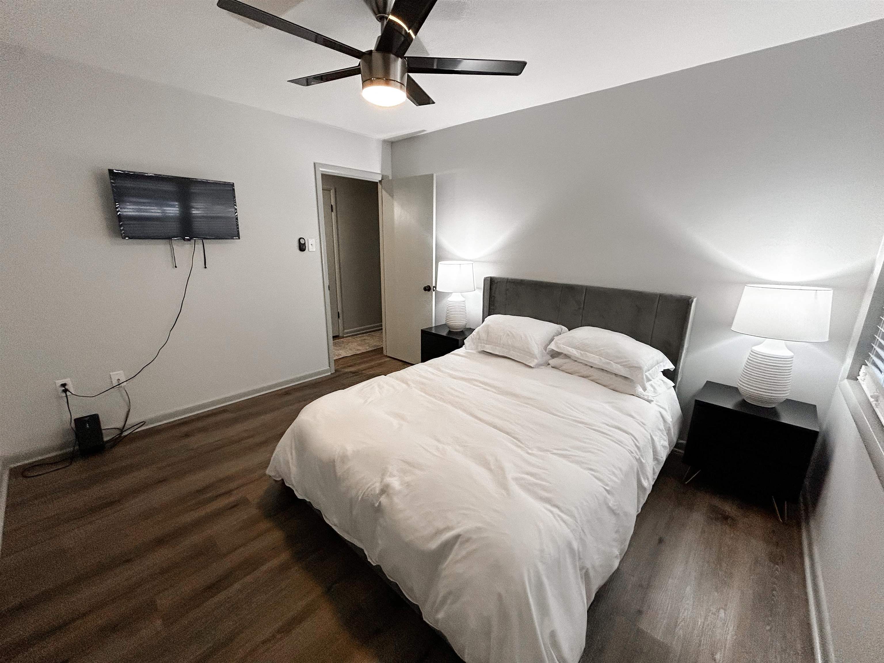 OAK FORREST - Residential