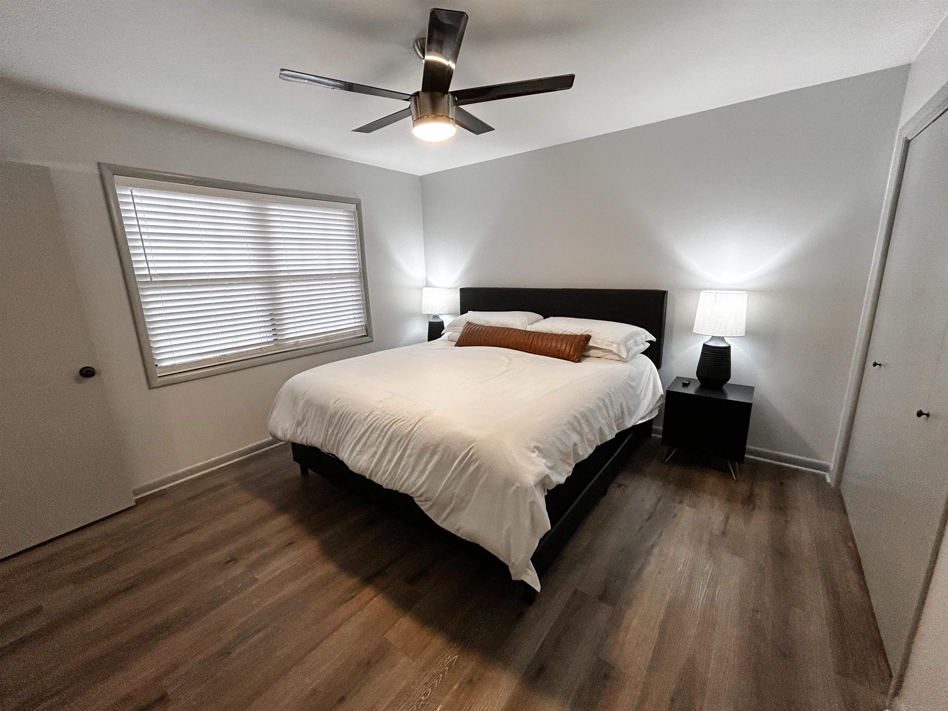 OAK FORREST - Residential