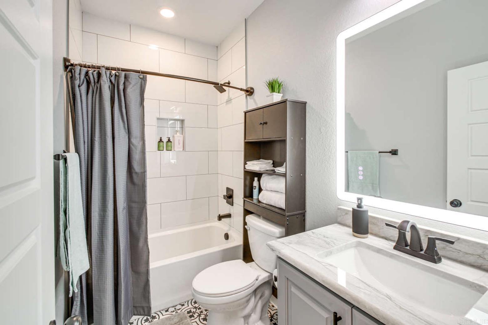 ALTA VISTA - Residential