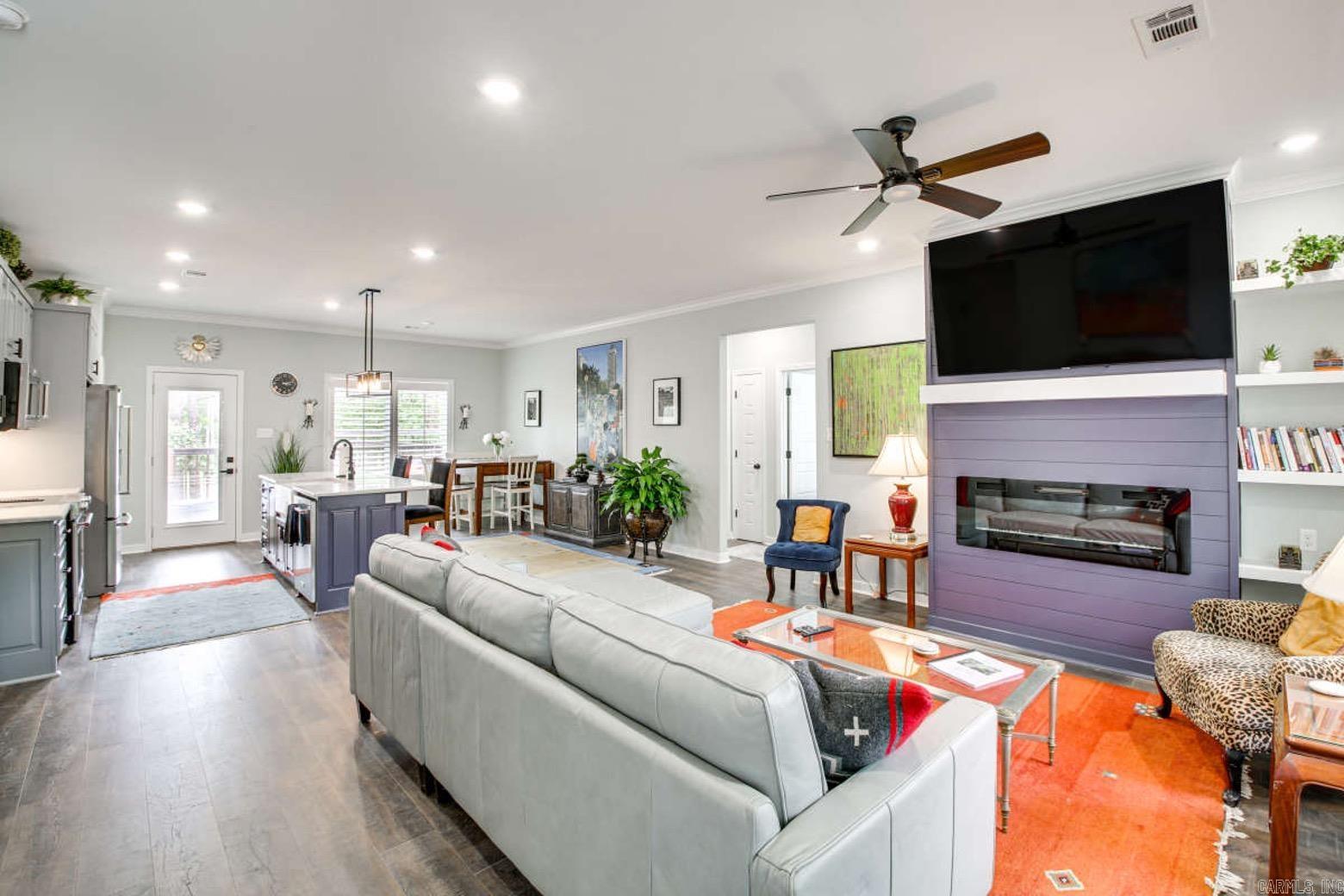 ALTA VISTA - Residential