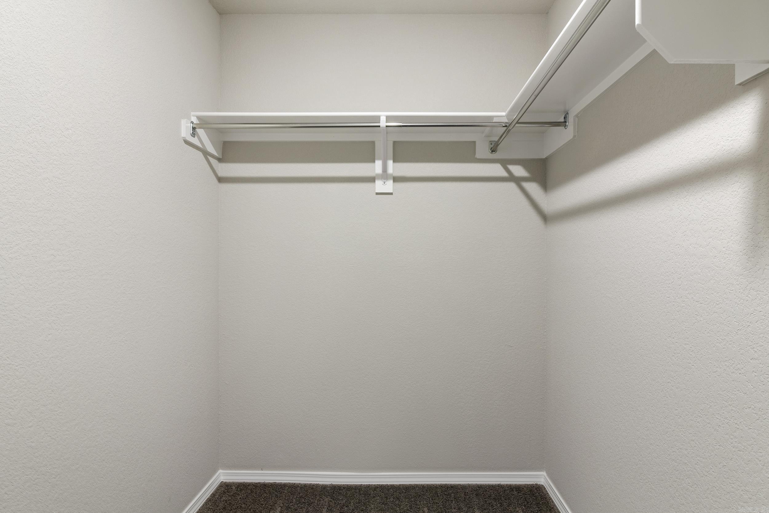 COUNTRY CLUB OF ARK THE - Residential