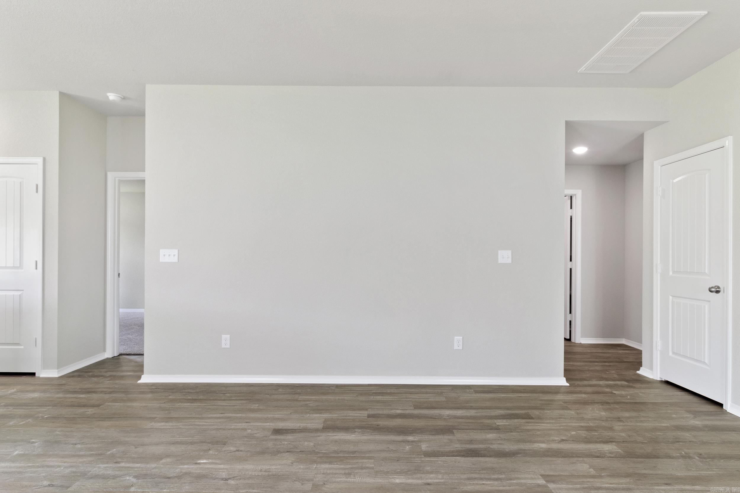 COUNTRY CLUB OF ARK THE - Residential