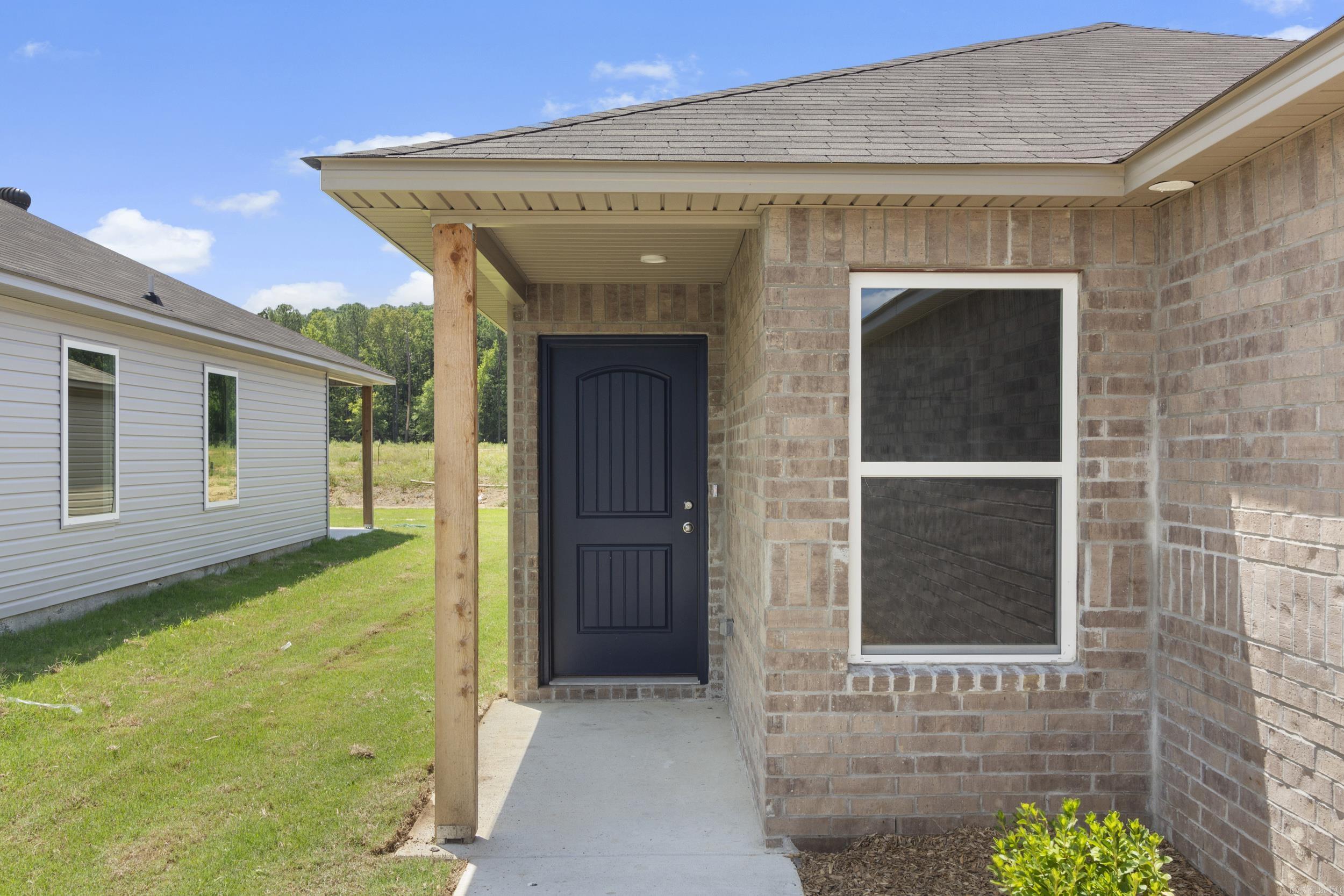 COUNTRY CLUB OF ARK THE - Residential