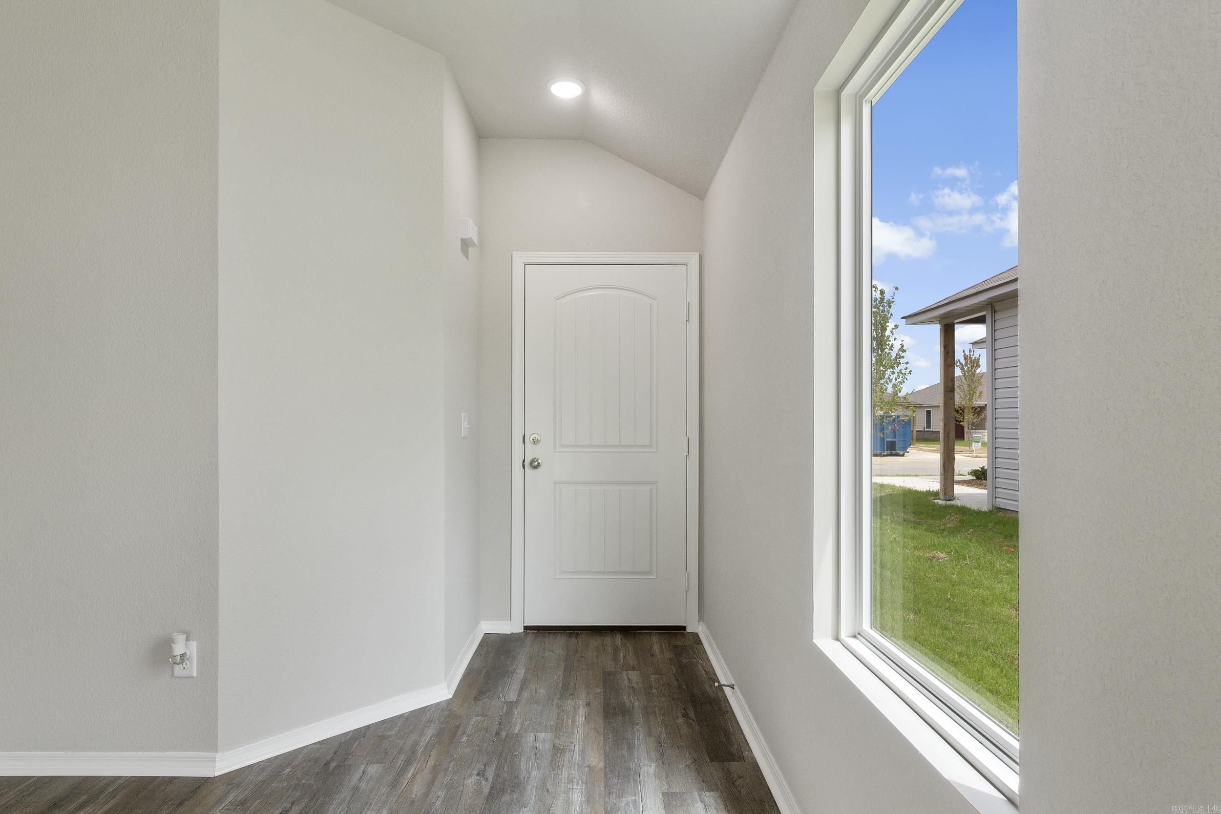 COUNTRY CLUB OF ARK THE - Residential