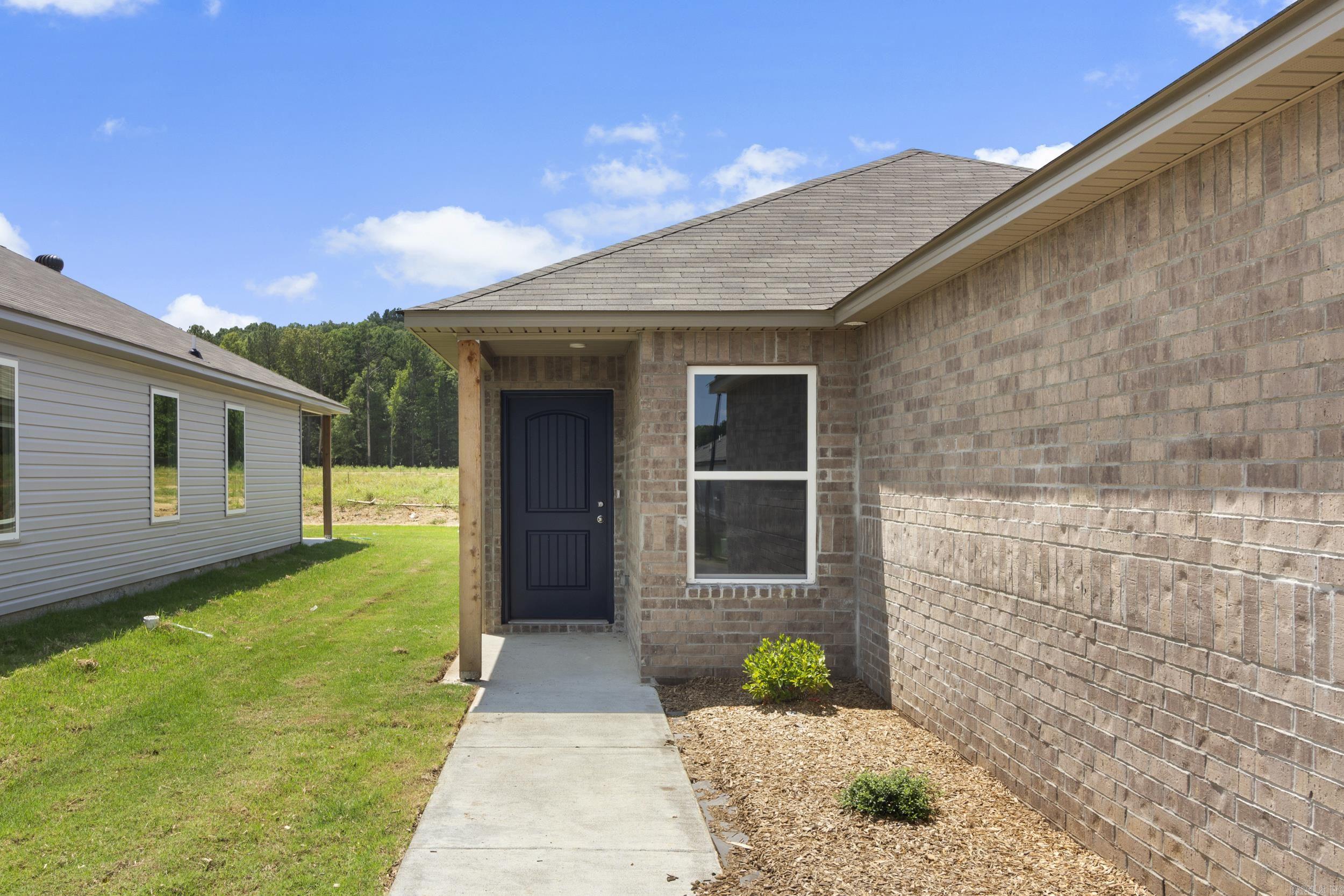 COUNTRY CLUB OF ARK THE - Residential