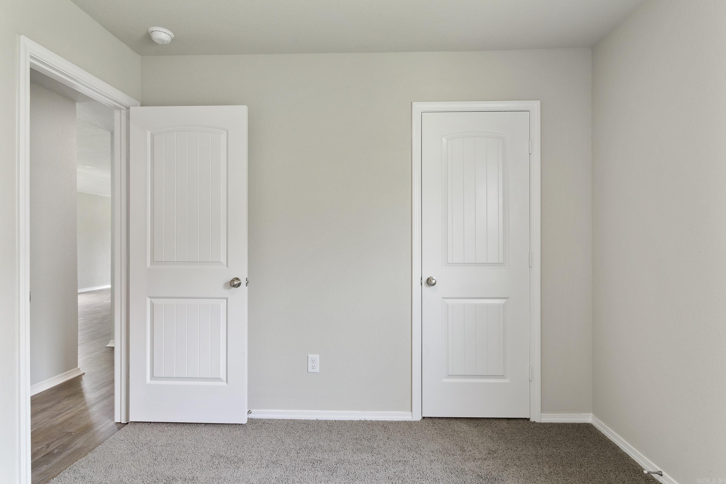 COUNTRY CLUB OF ARK THE - Residential