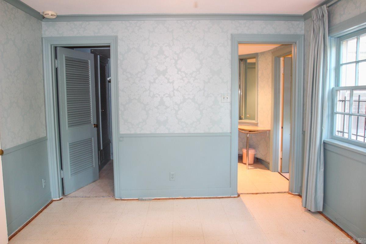 Country Club Villas - Residential