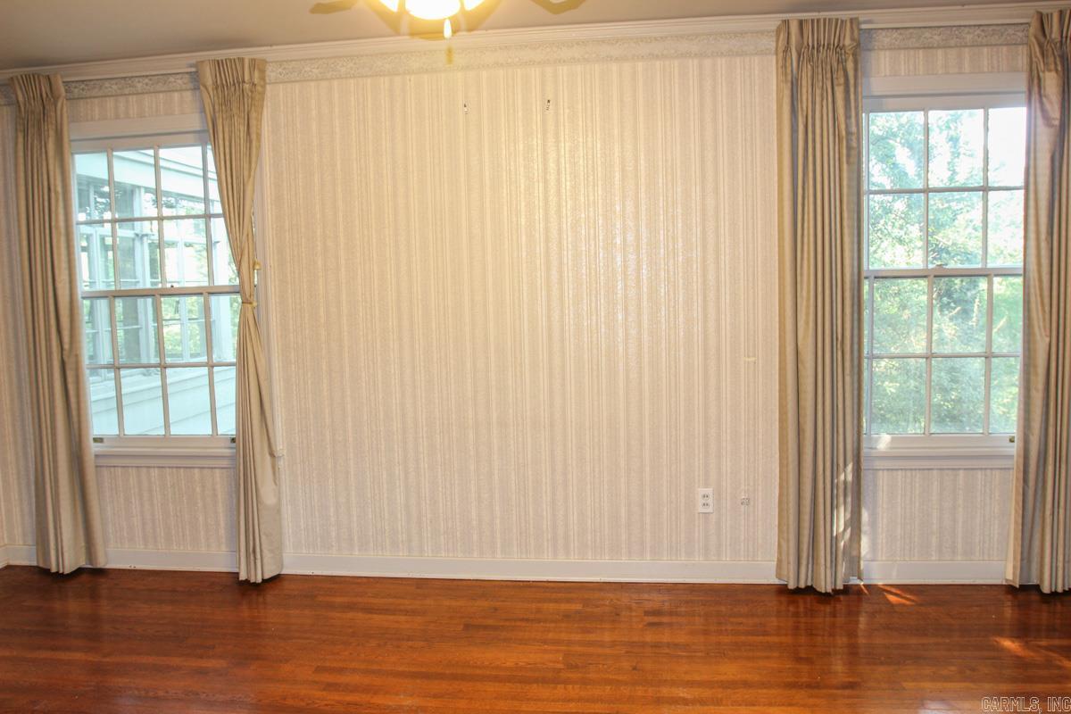 Country Club Villas - Residential