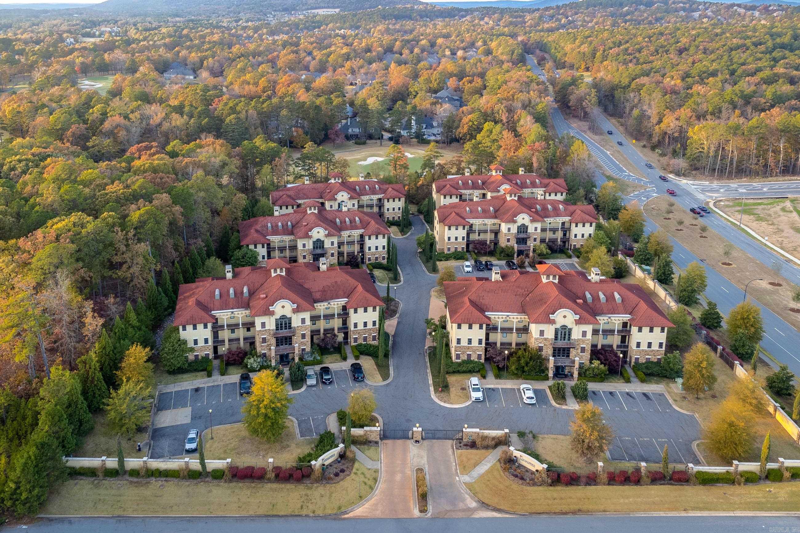 CHENAL WOODS HPR - Residential