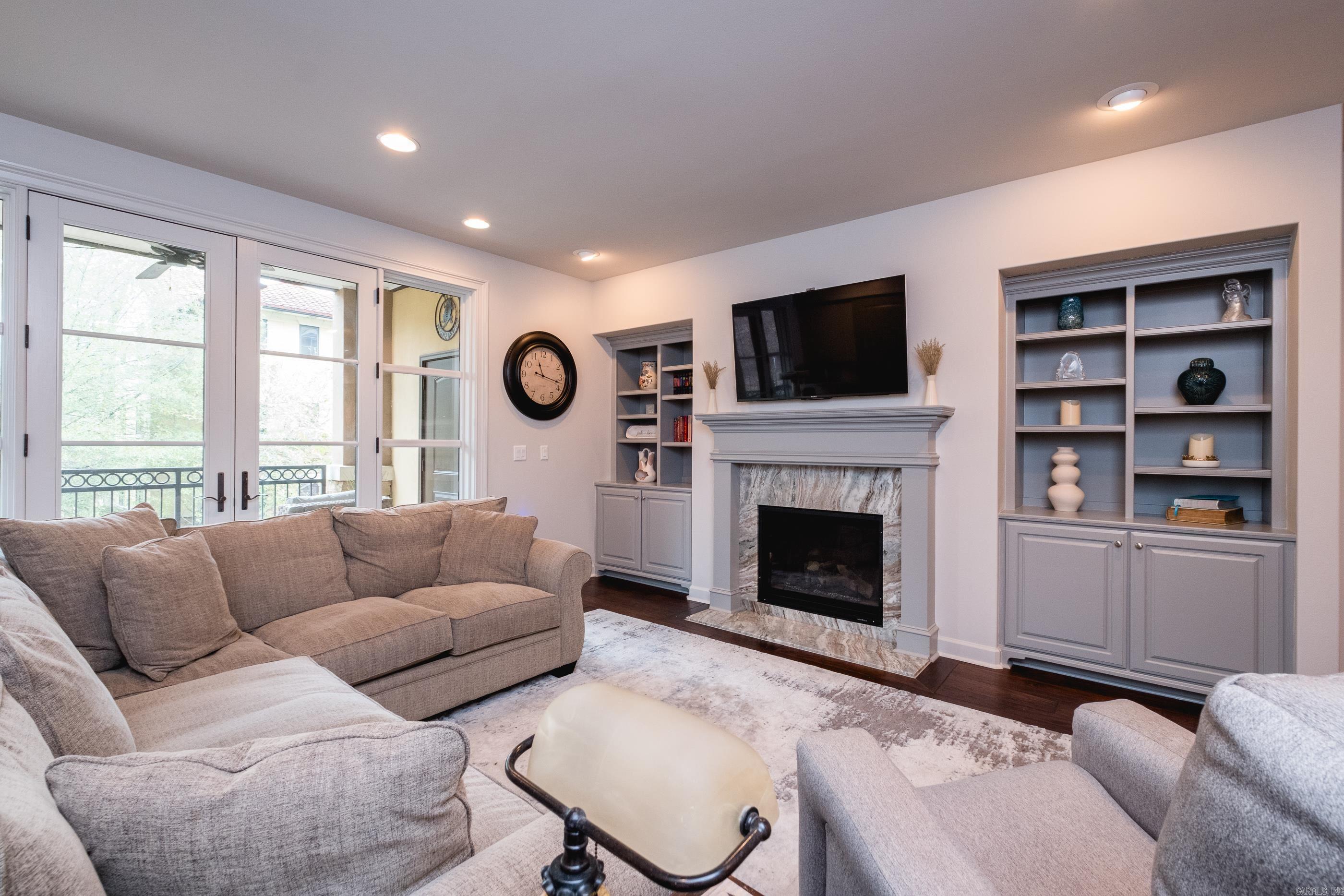 CHENAL WOODS HPR - Residential