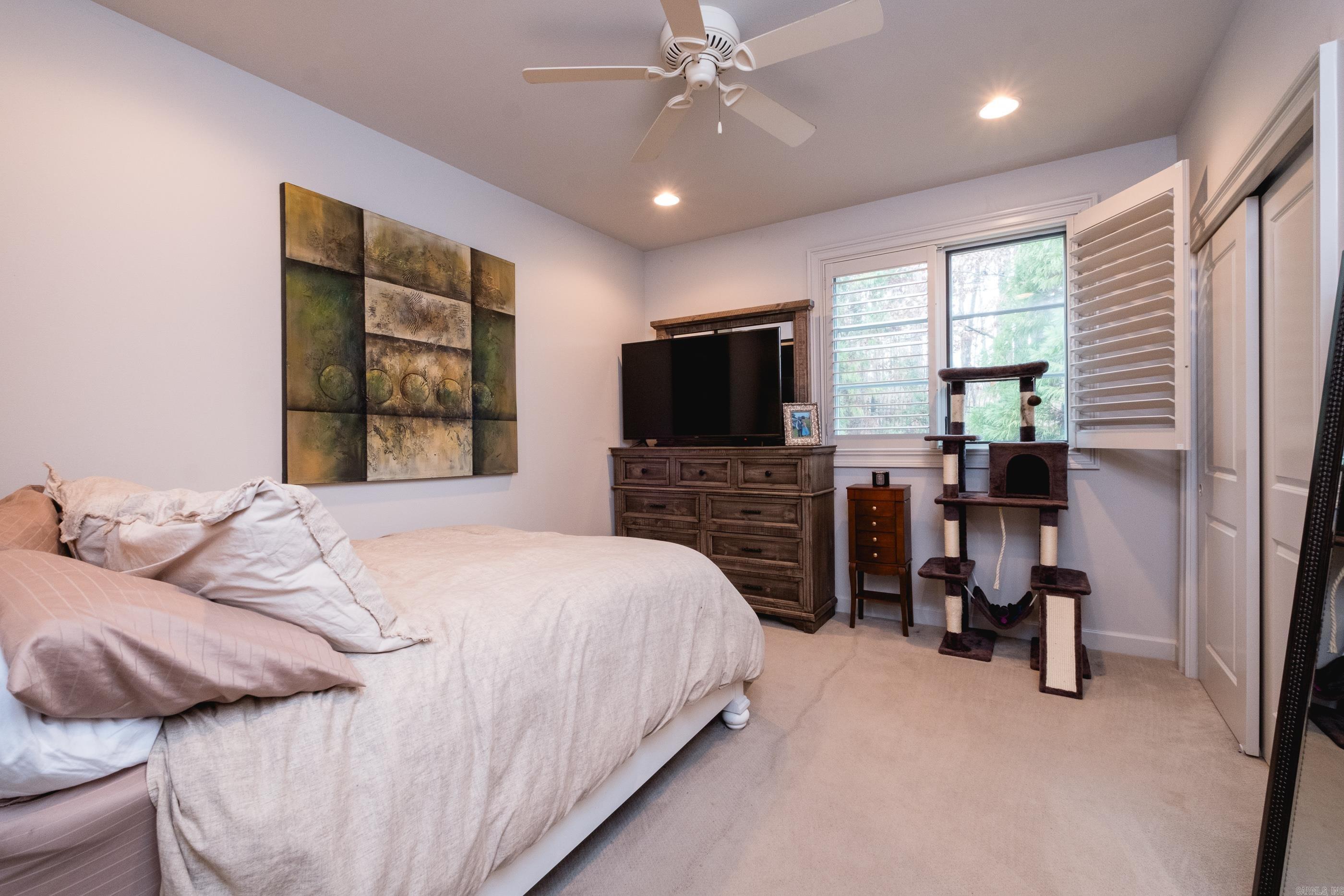 CHENAL WOODS HPR - Residential