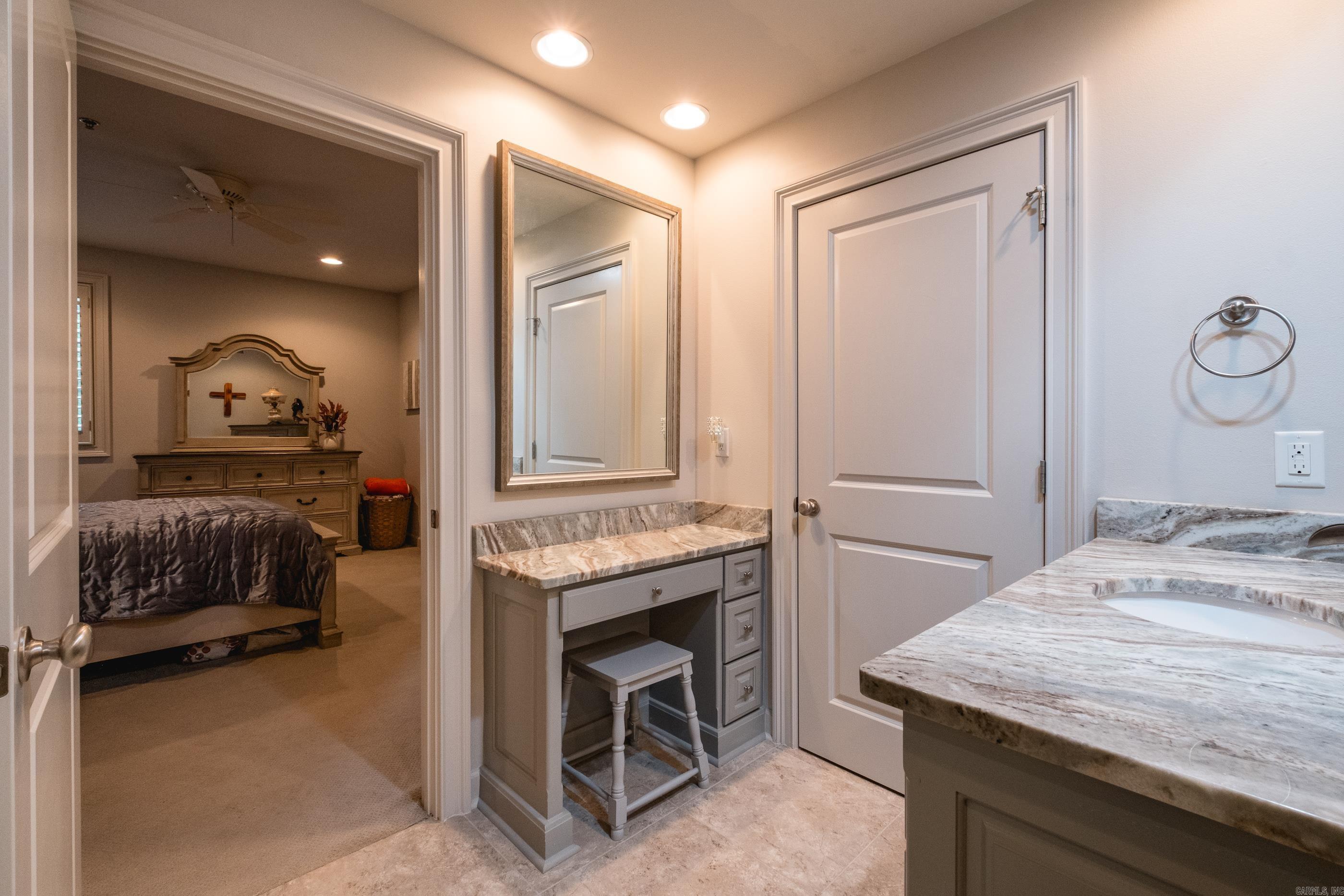 CHENAL WOODS HPR - Residential