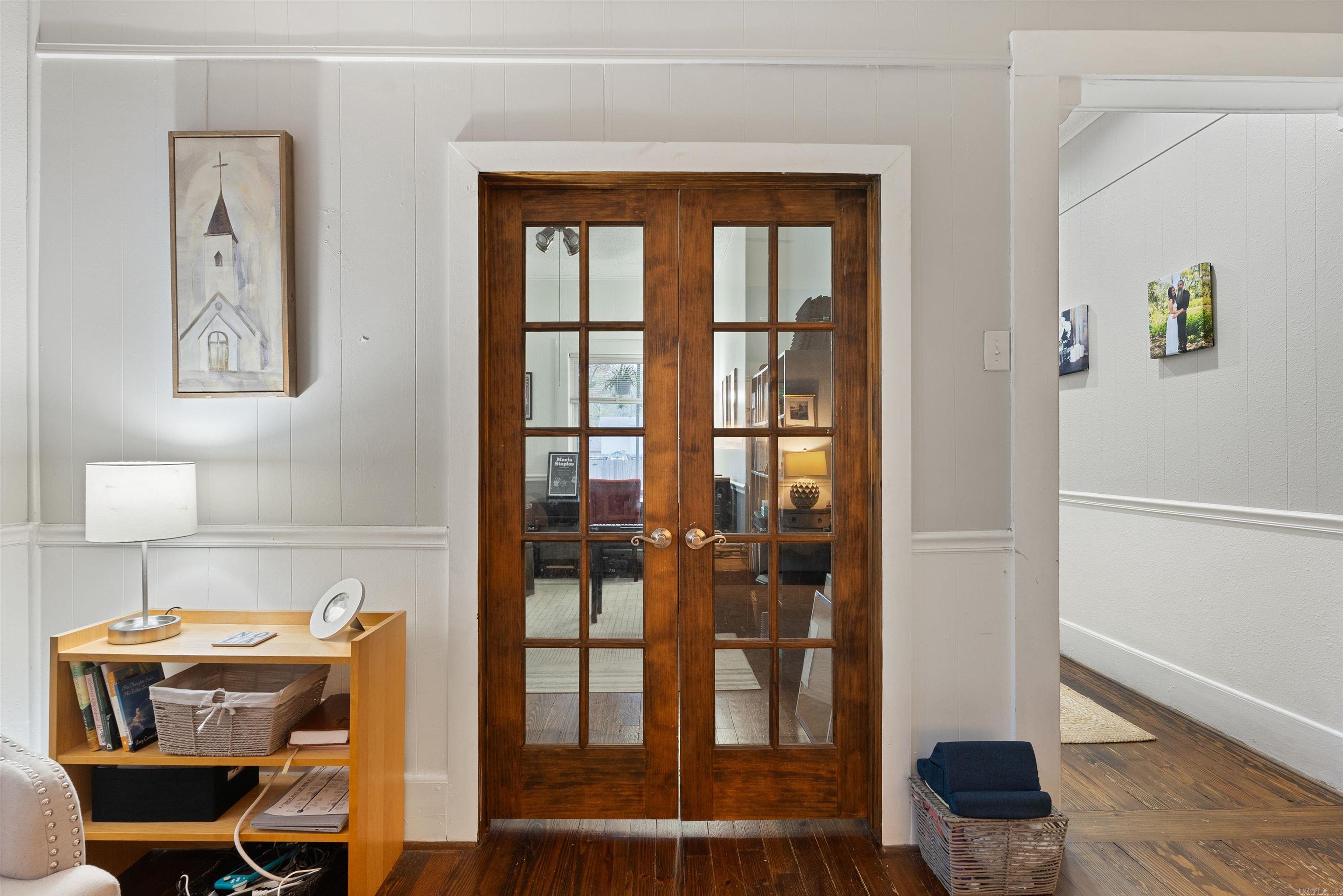 ORIGINAL TOWN-BRYANT - Residential