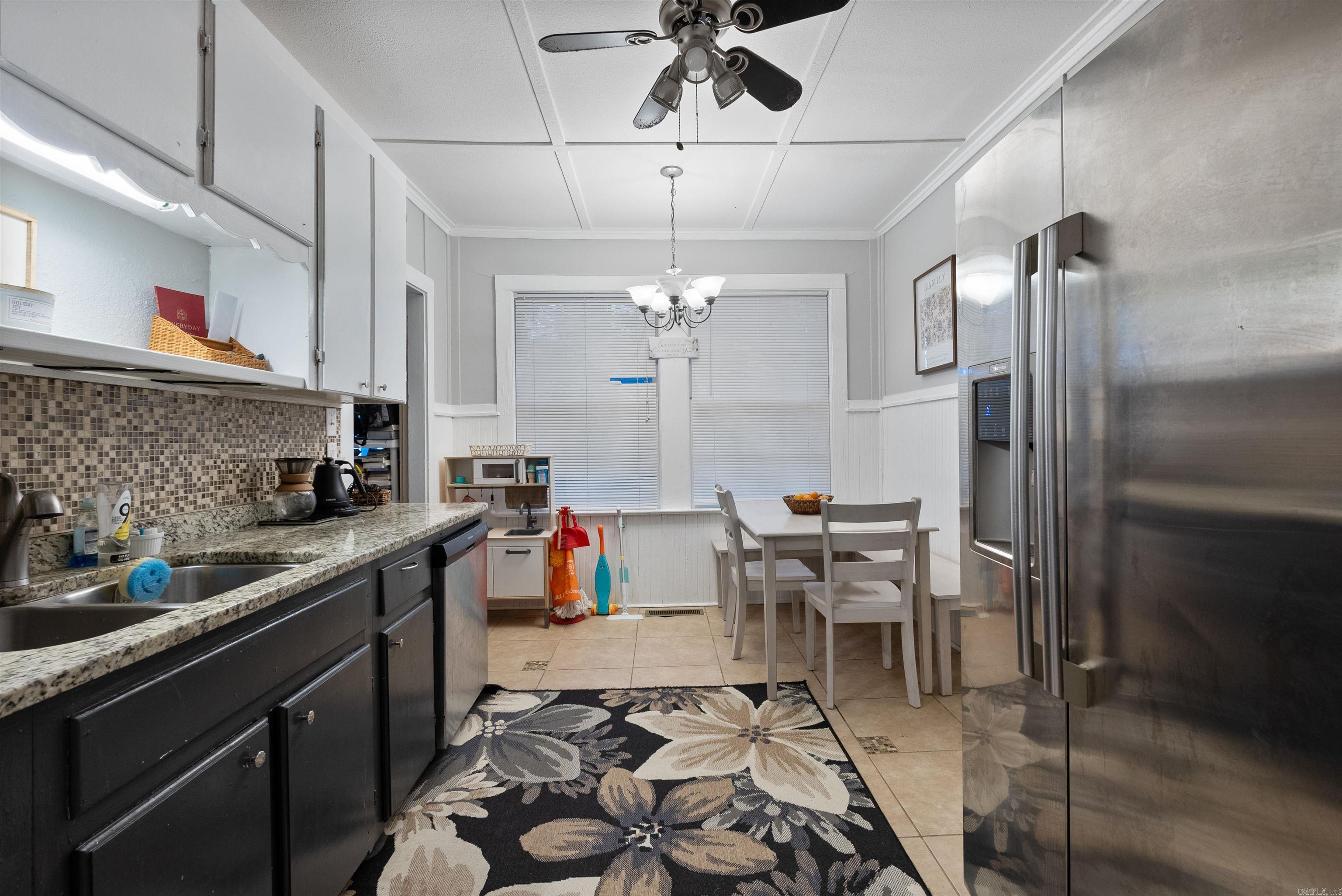 ORIGINAL TOWN-BRYANT - Residential