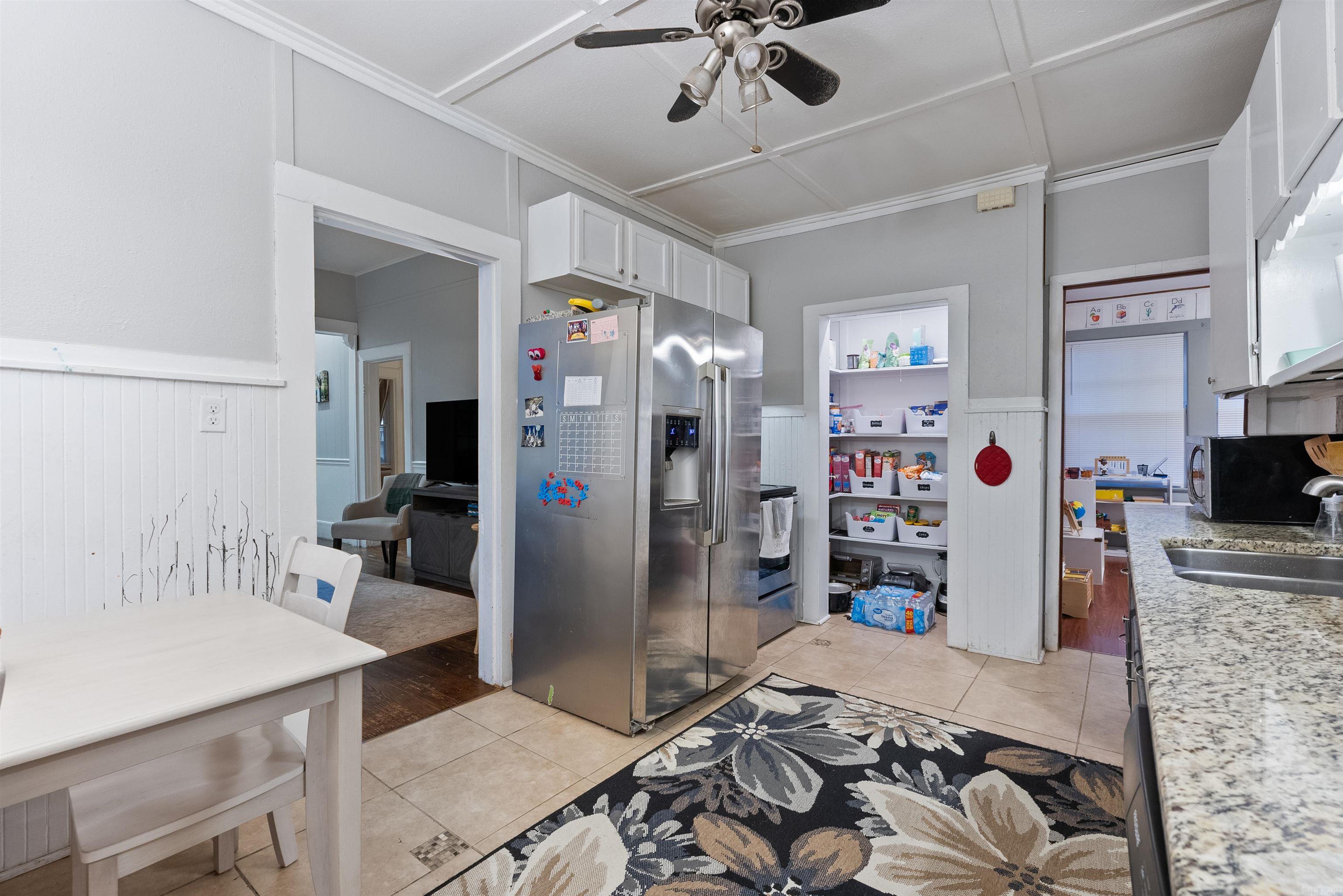 ORIGINAL TOWN-BRYANT - Residential