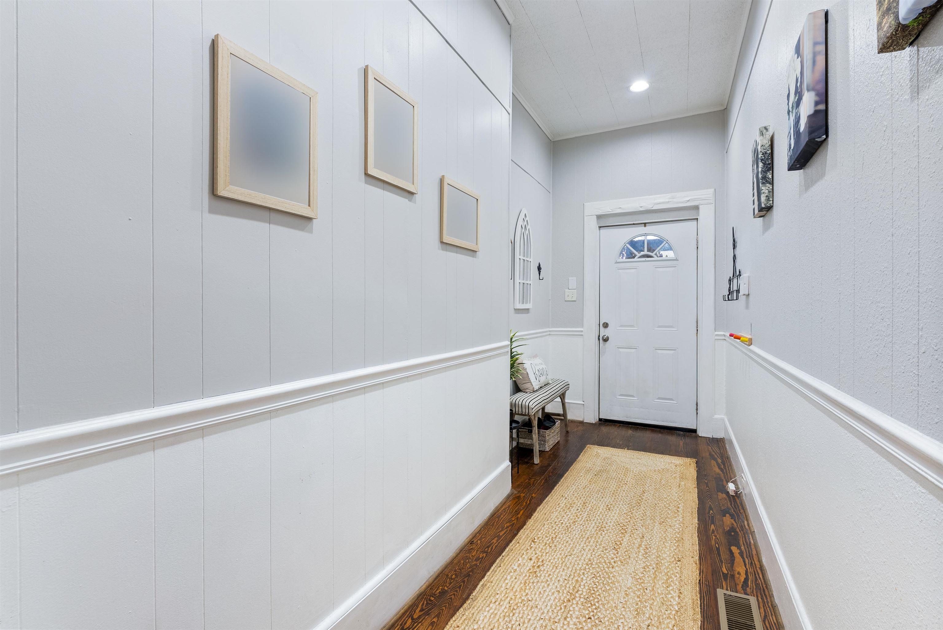 ORIGINAL TOWN-BRYANT - Residential