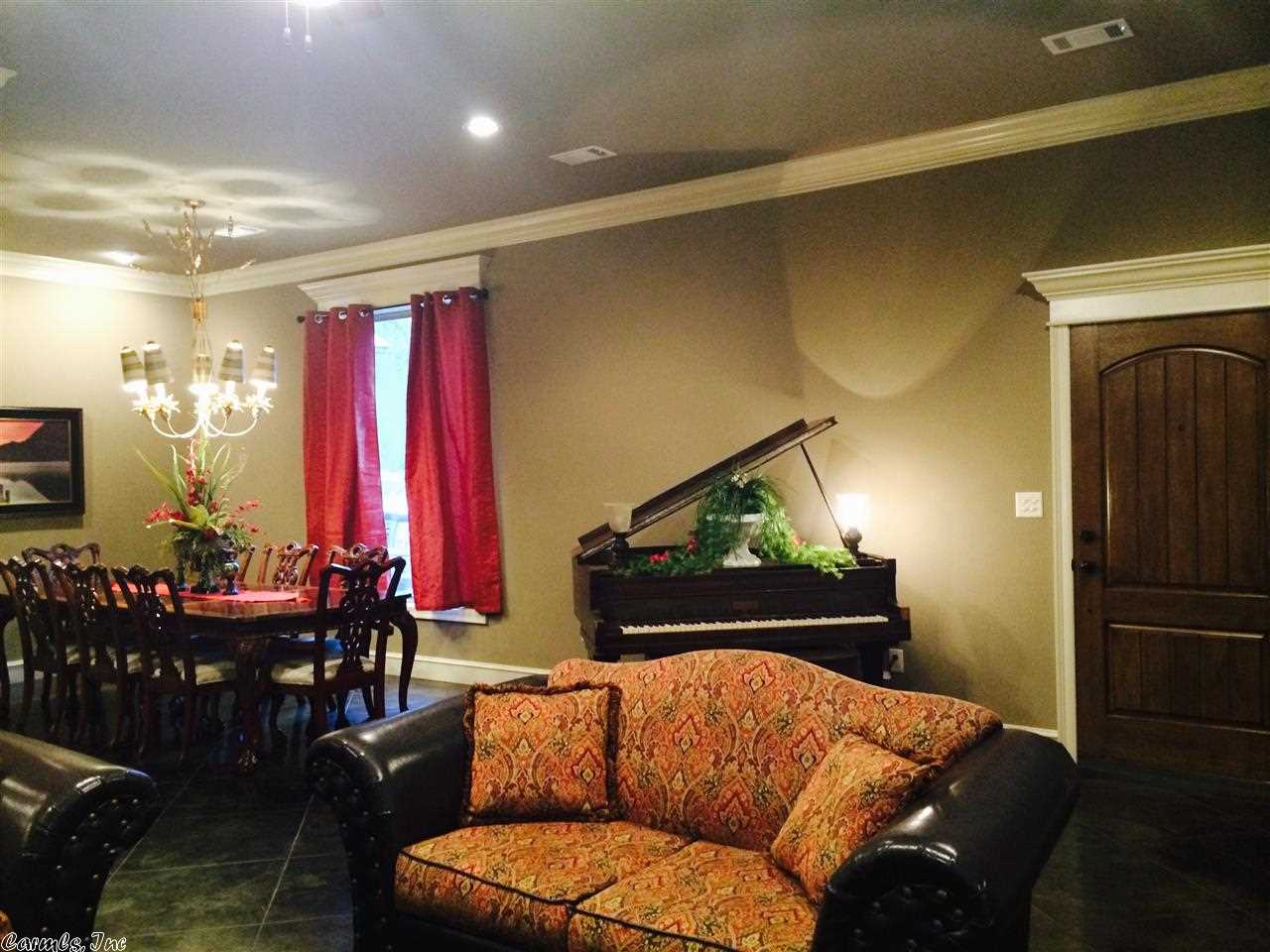 Club West - Residential