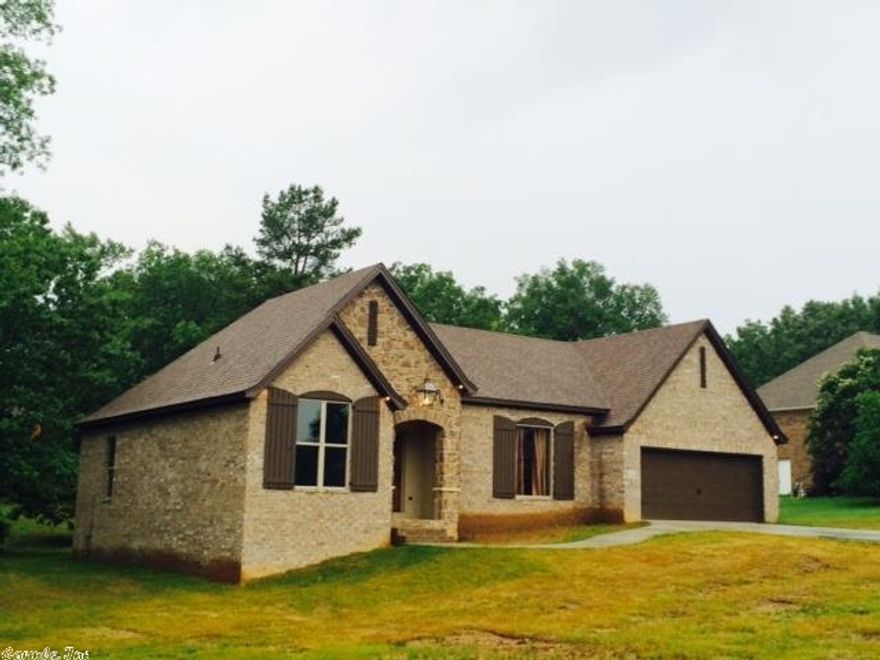 Don't miss this custom built, 3 Bedroom, 2 Bath, Split Floor Plan home sitting on approximately .75 acres in the wonderful subdivision of Club West Estates. The home offers a very open floor plan, concrete floors, an eat in kitchen with breakfast bar,  granite countertops, formal dining room, covered porch and rock and brick combination on the exterior. Call me today to see this property in person.