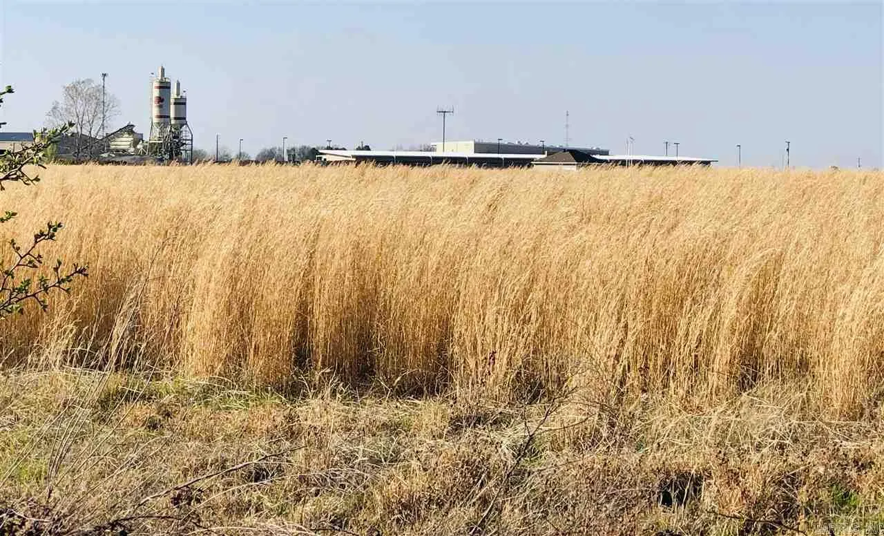 Lonoke, Arkansas 72086, United States, ,Commercial,Active,58536