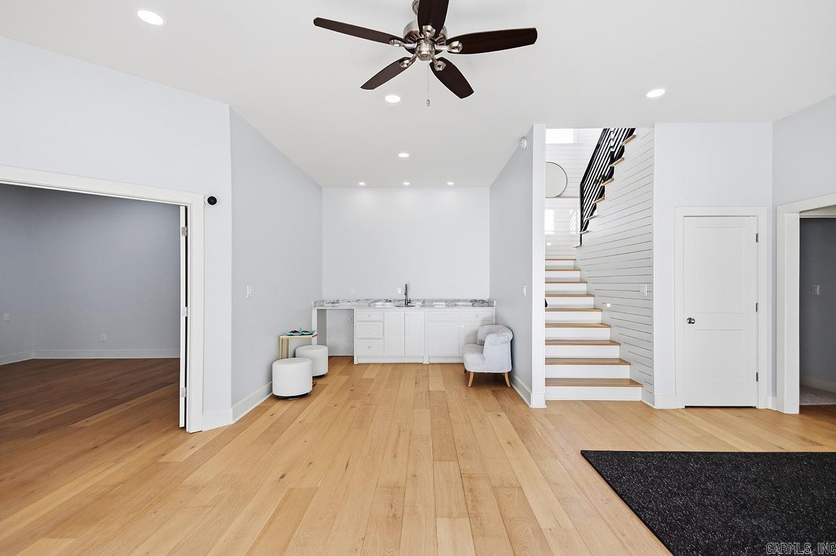 CHENAL VALLEY FALSTONE COURT - Residential