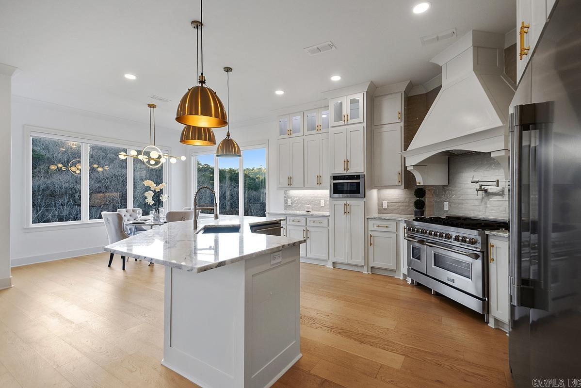 CHENAL VALLEY FALSTONE COURT - Residential